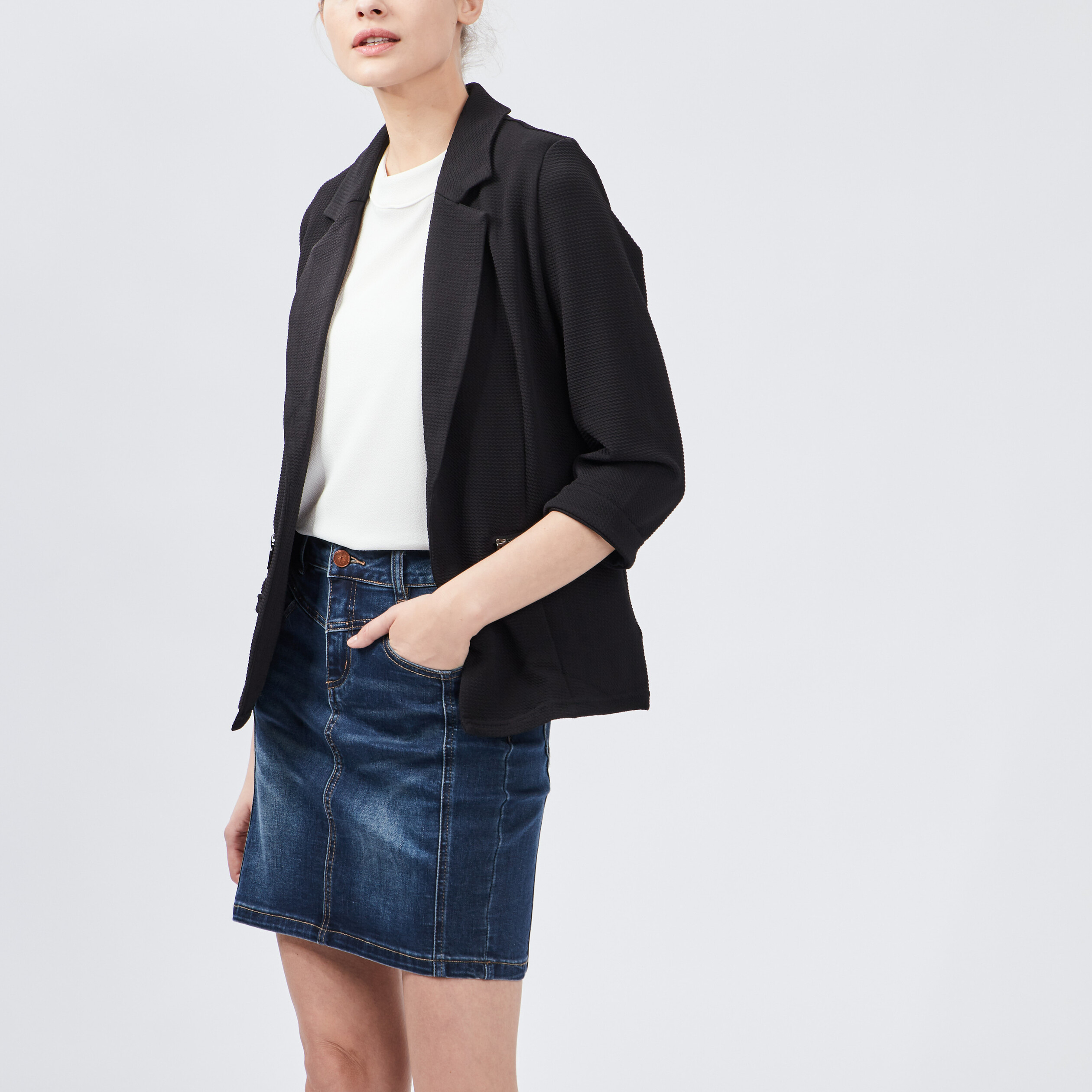 Veste courte droite manches 3 4 noir femme | La Halle