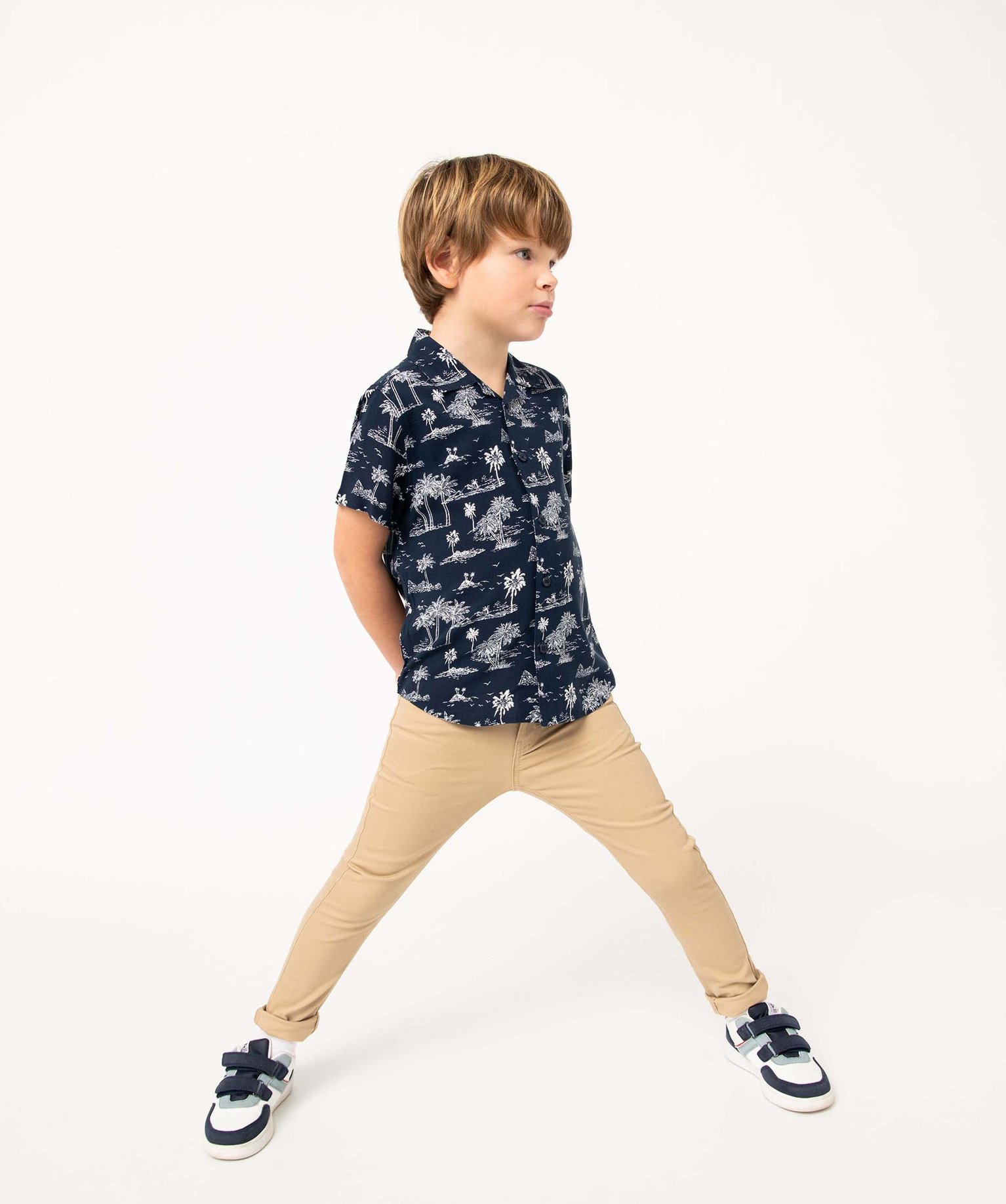 Chemise Garçon à manches courtes avec motifs palmiers imprime | GEMO