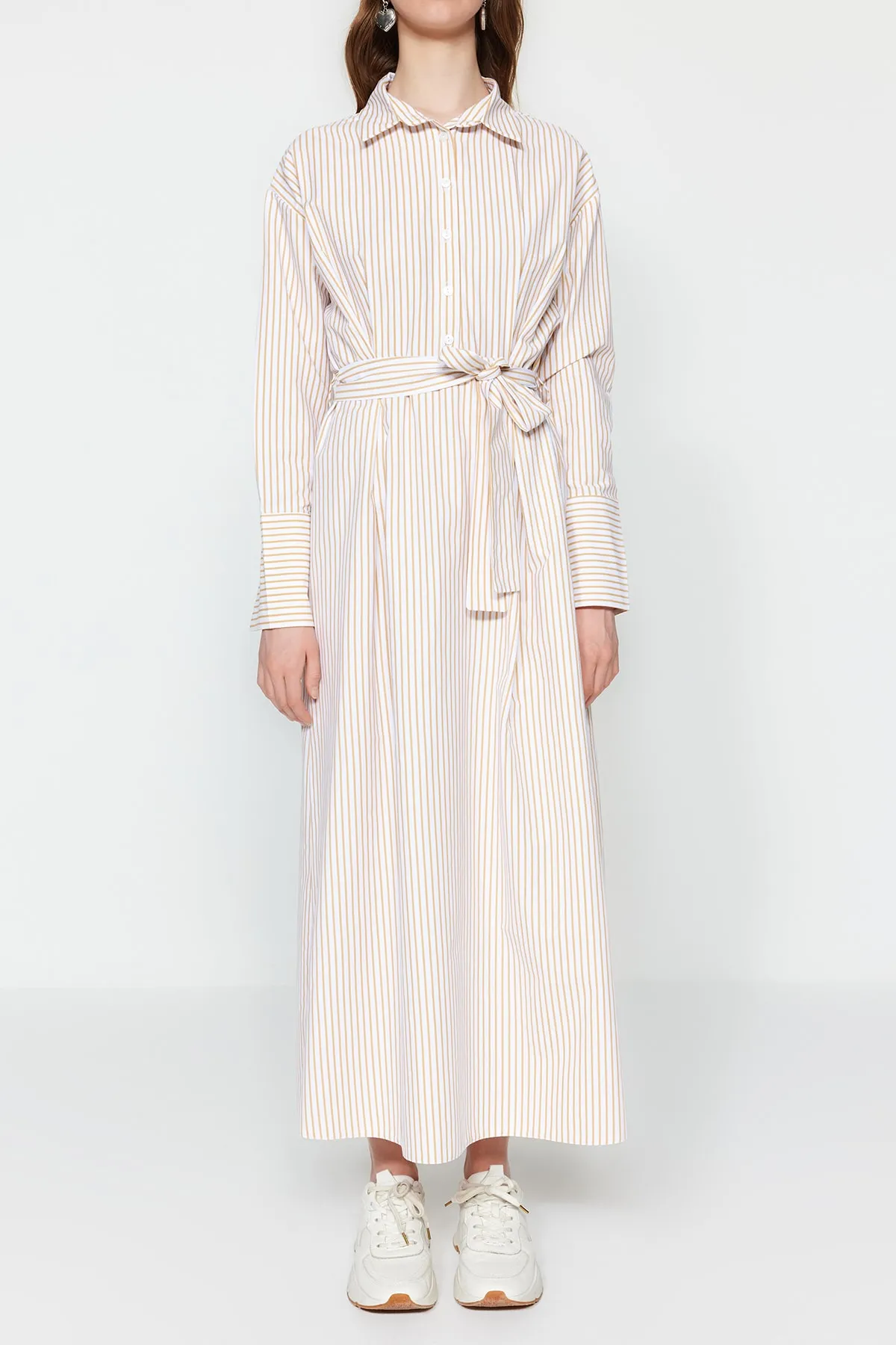 Trendyol Modest  Kleid - Beige - Blusenkleid
