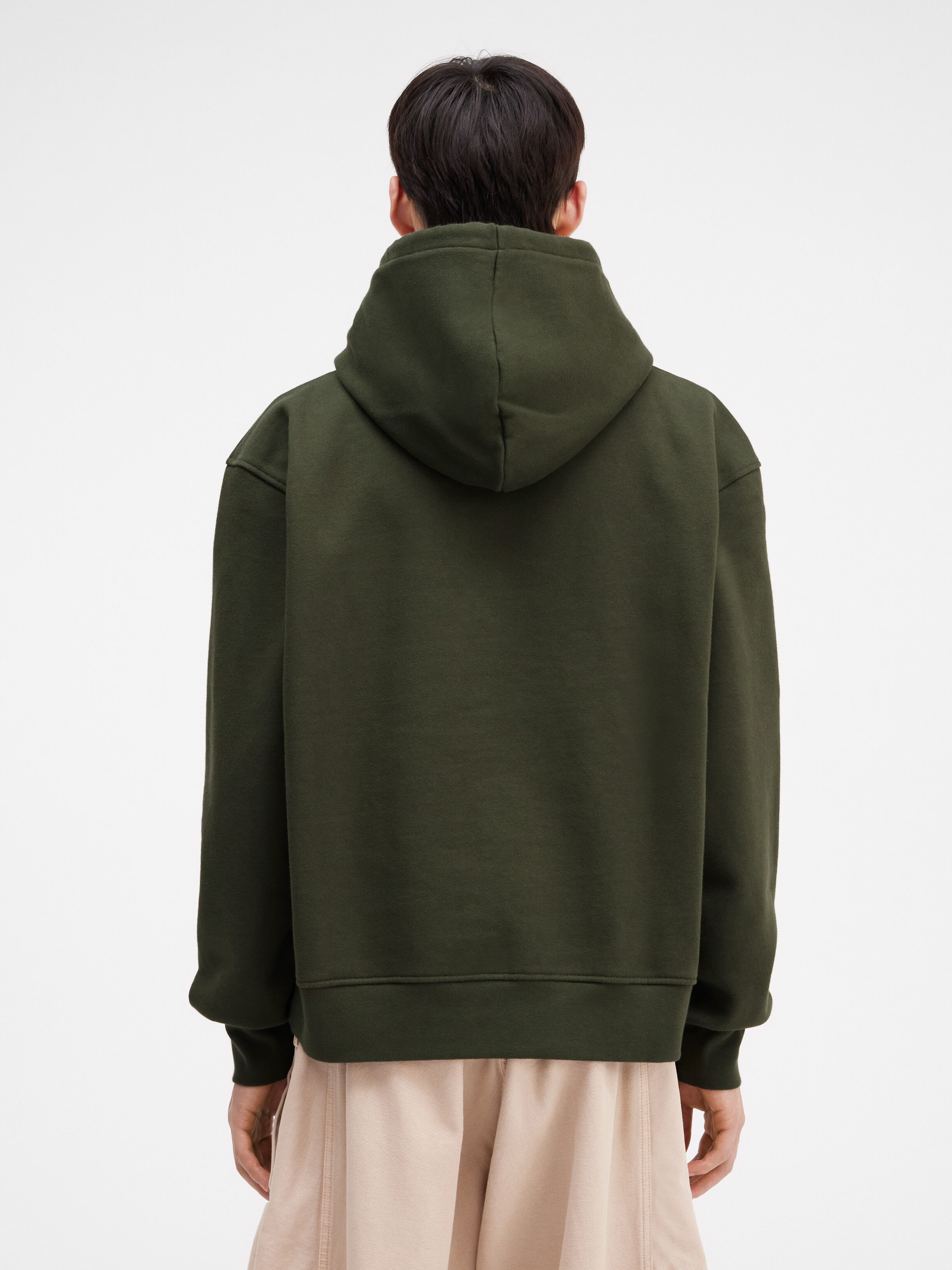 Le sweatshirt brodé