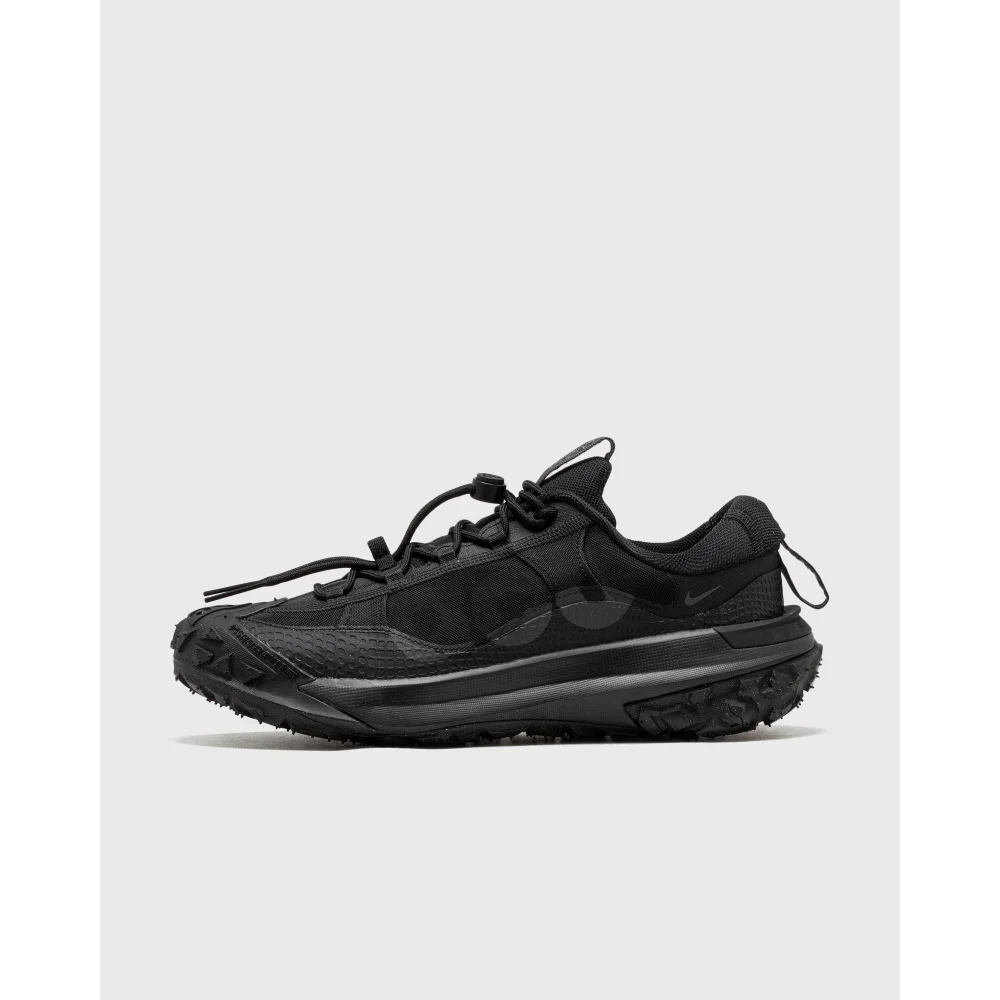 Nike ACG Mountain Fly 2 Low DV7903-002 / schwarz