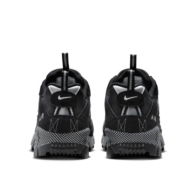 NIKE Wmns Air Humara 
