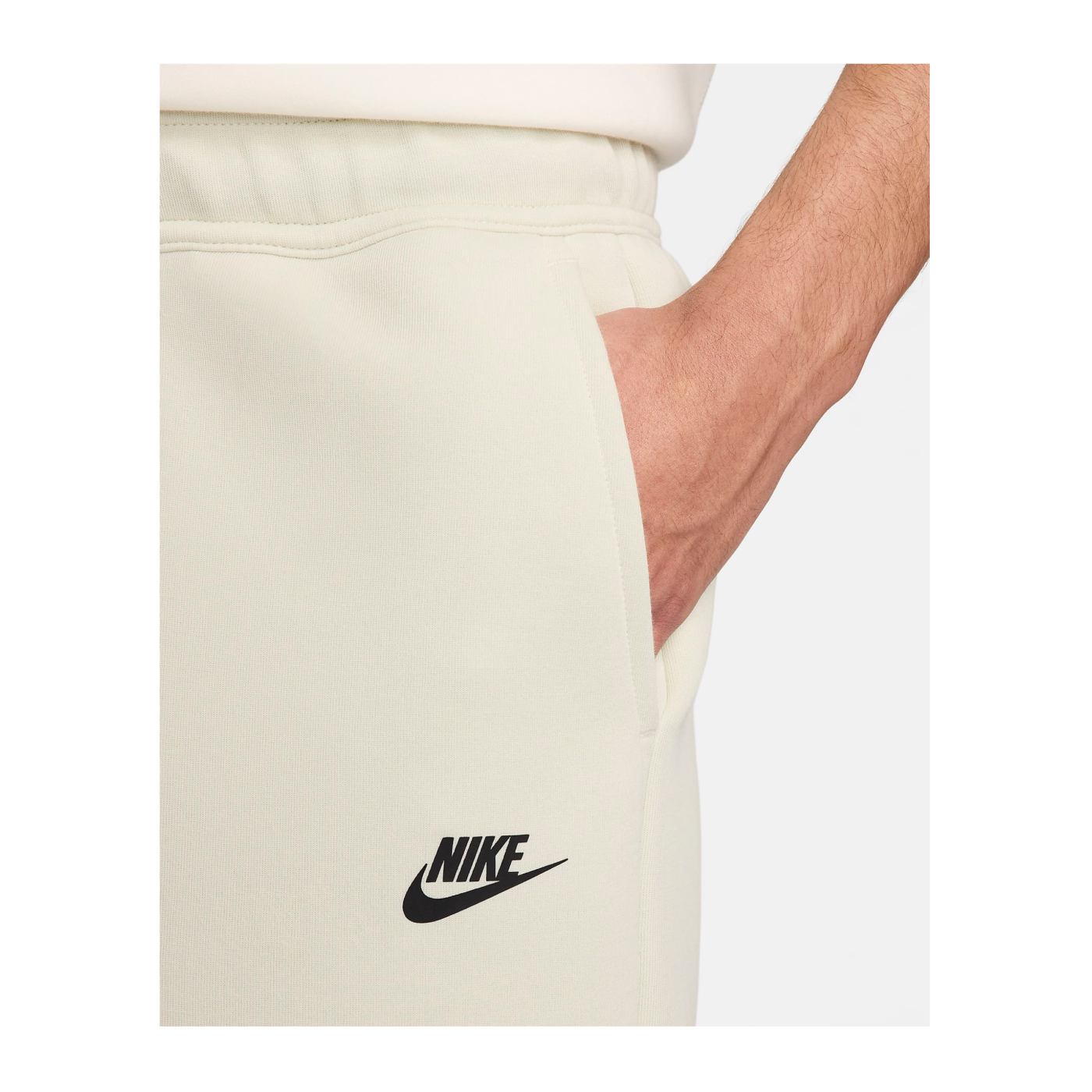 Nike Tech Fleece Short Grau F020