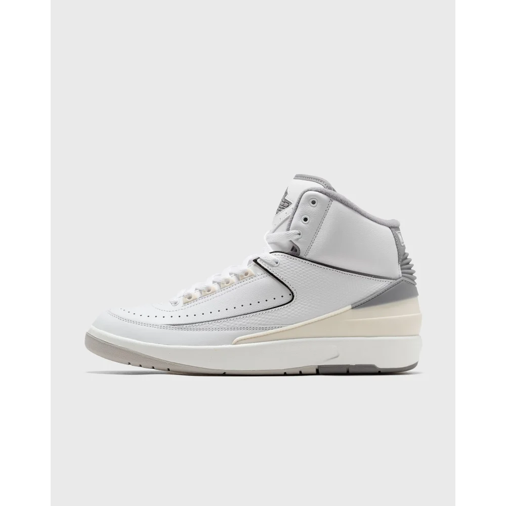 NIKE JORDAN 2 Retro Cement Grey DR8884-100 / weiss