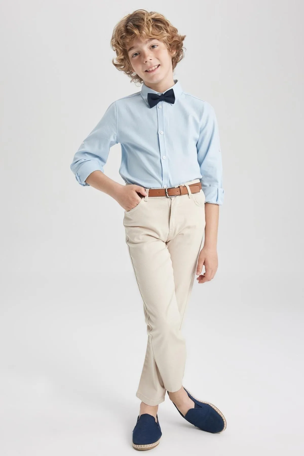 DeFacto  Zweiteilige Gabardine-Hose mit Gürtel für Jungen Z9209a623sm