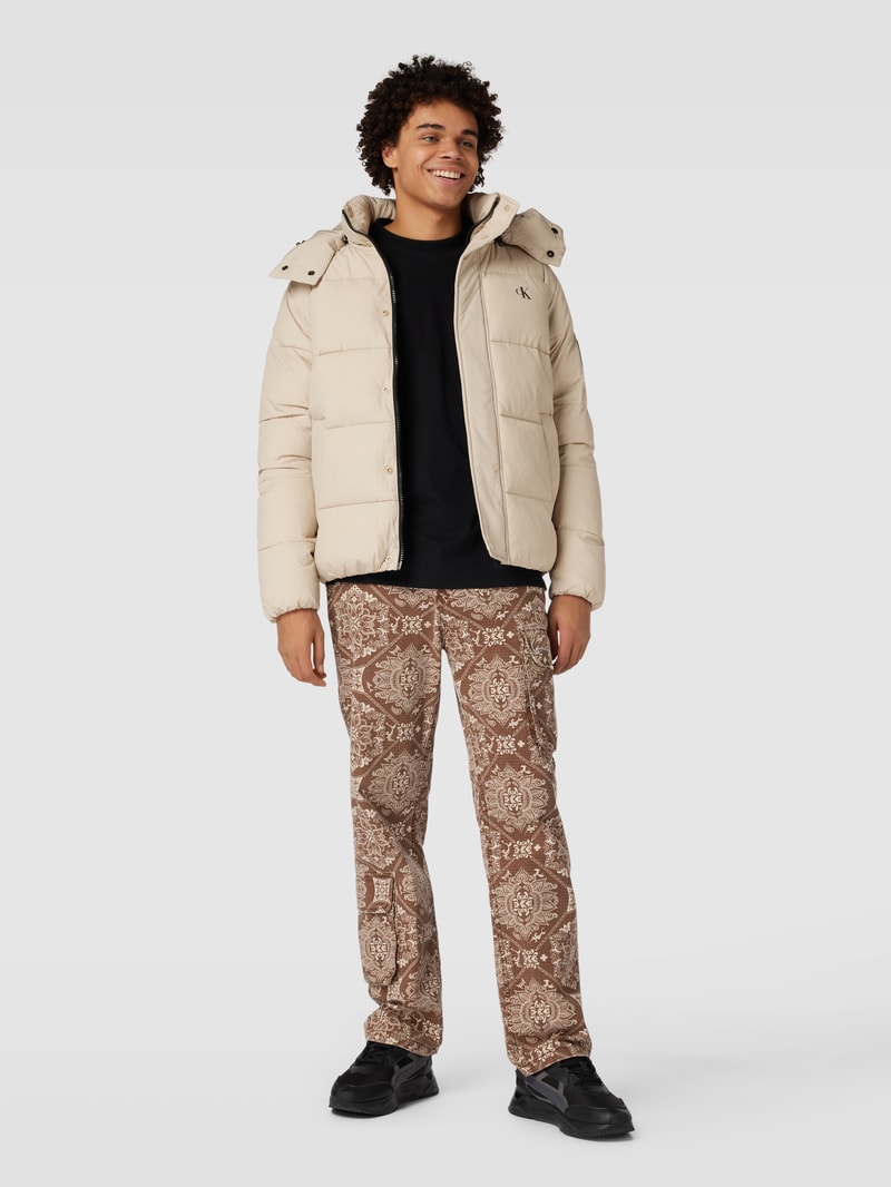 Jacke mit Label-Print in taupe