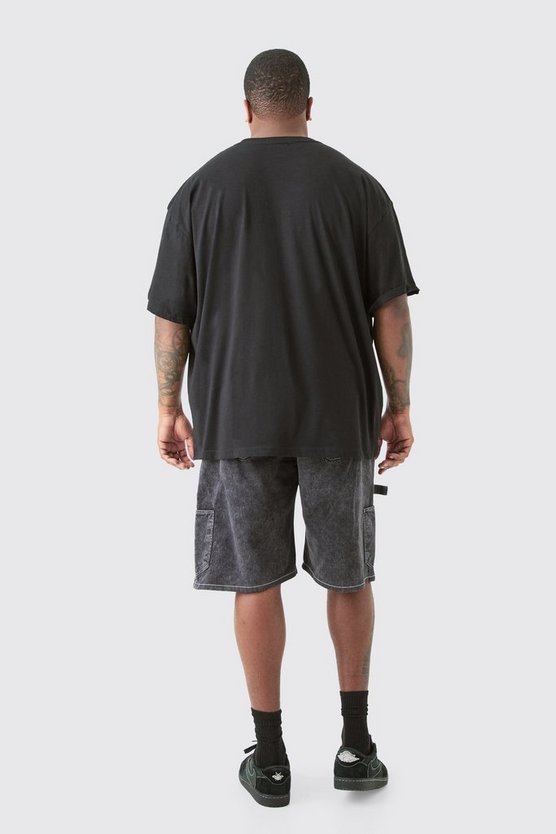 Plus T-Shirt mit Pour Homme Lippen Print in schwarz