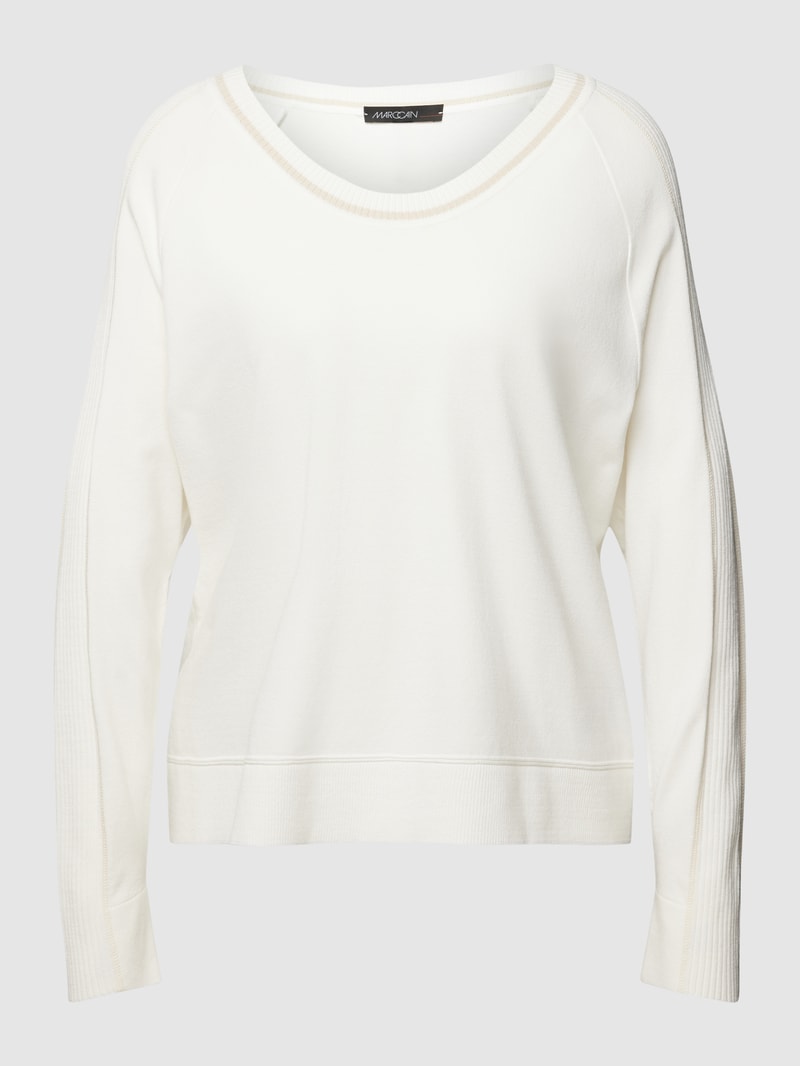 Strickpullover mit Rundhalsausschnitt in offwhite