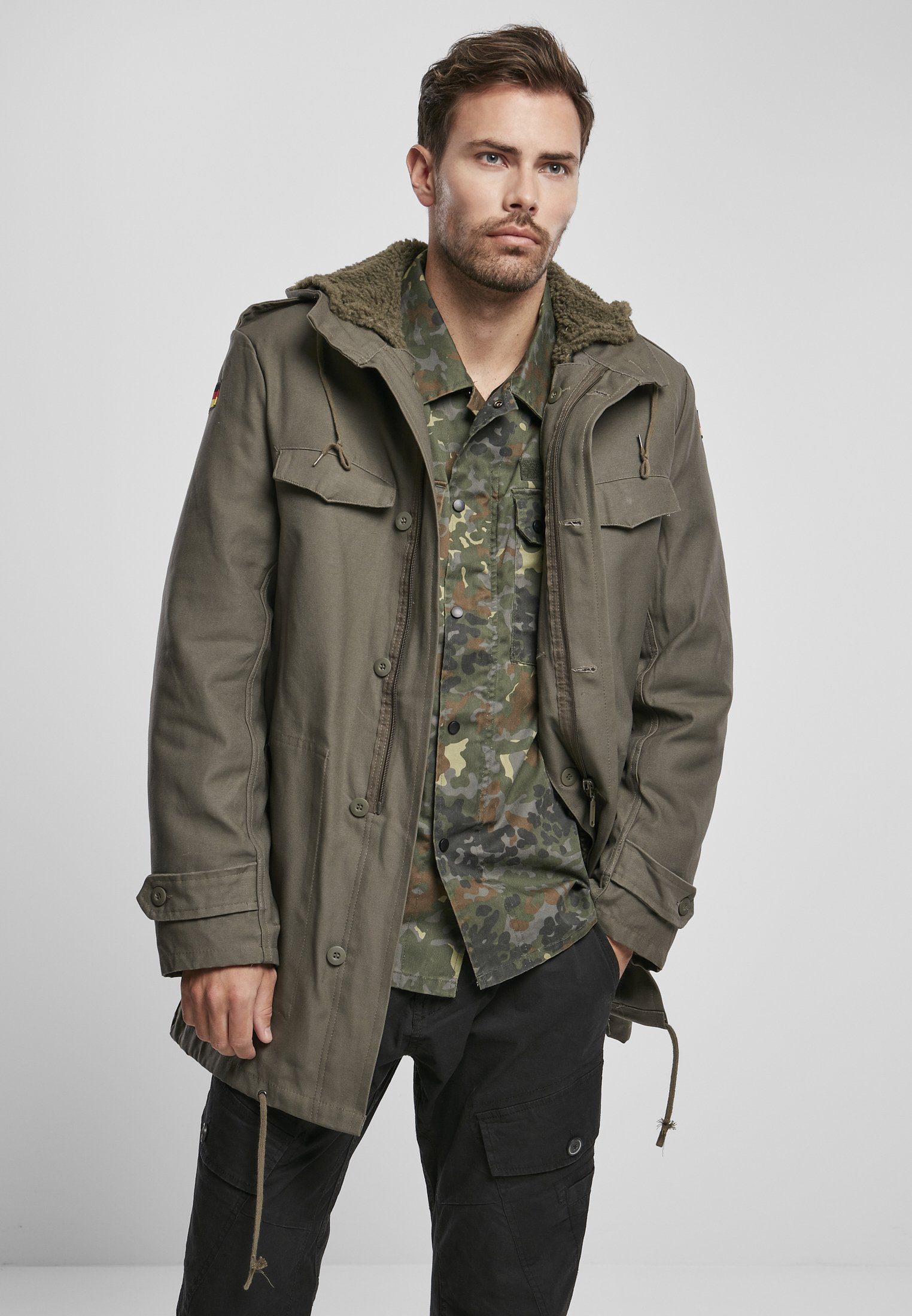 Brandit Outdoorjacke Herren BW Flag Parka (1-St)