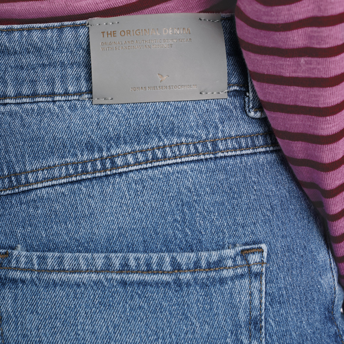 Damen Straight-Jeans zum Knöpfen