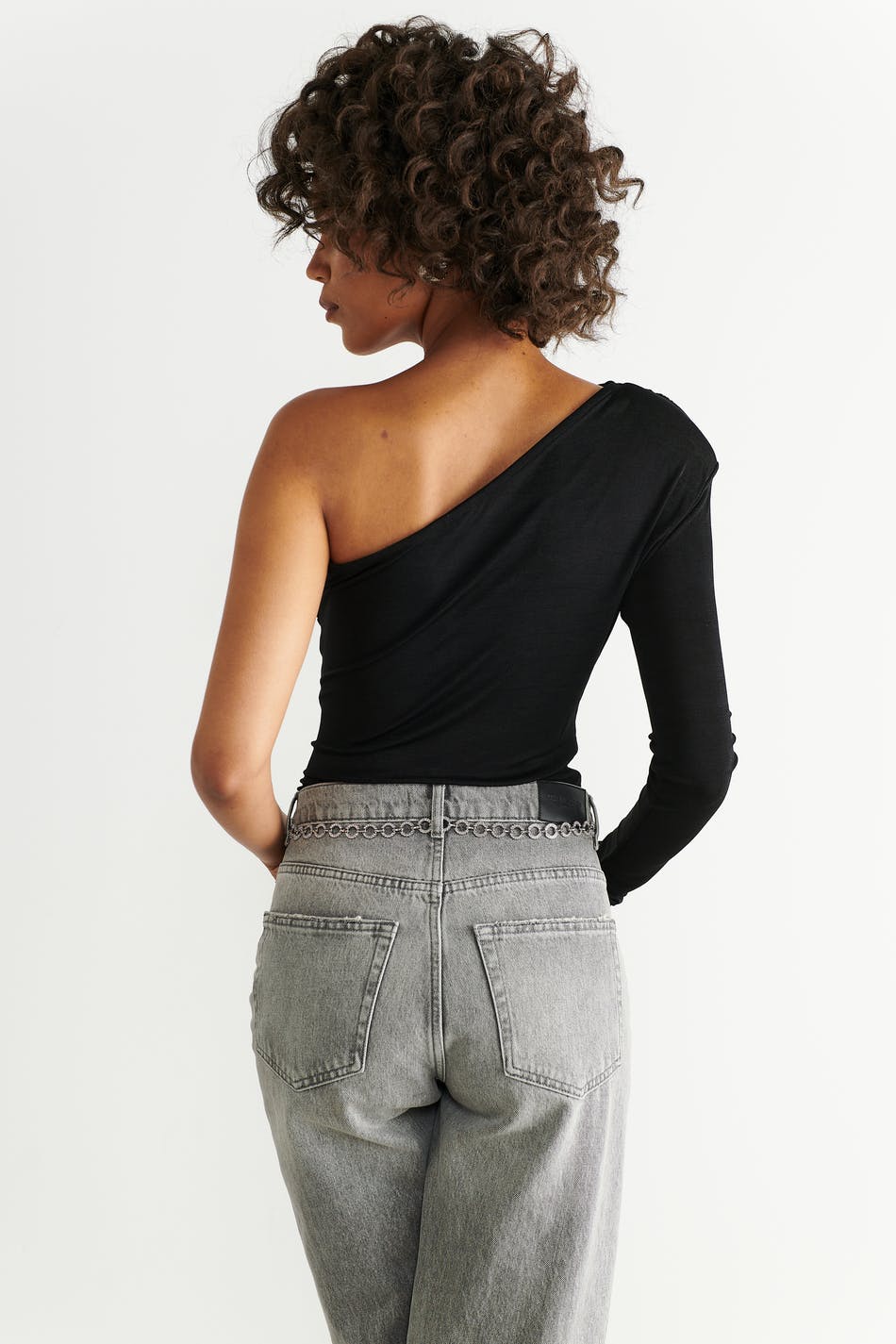 One shoulder top