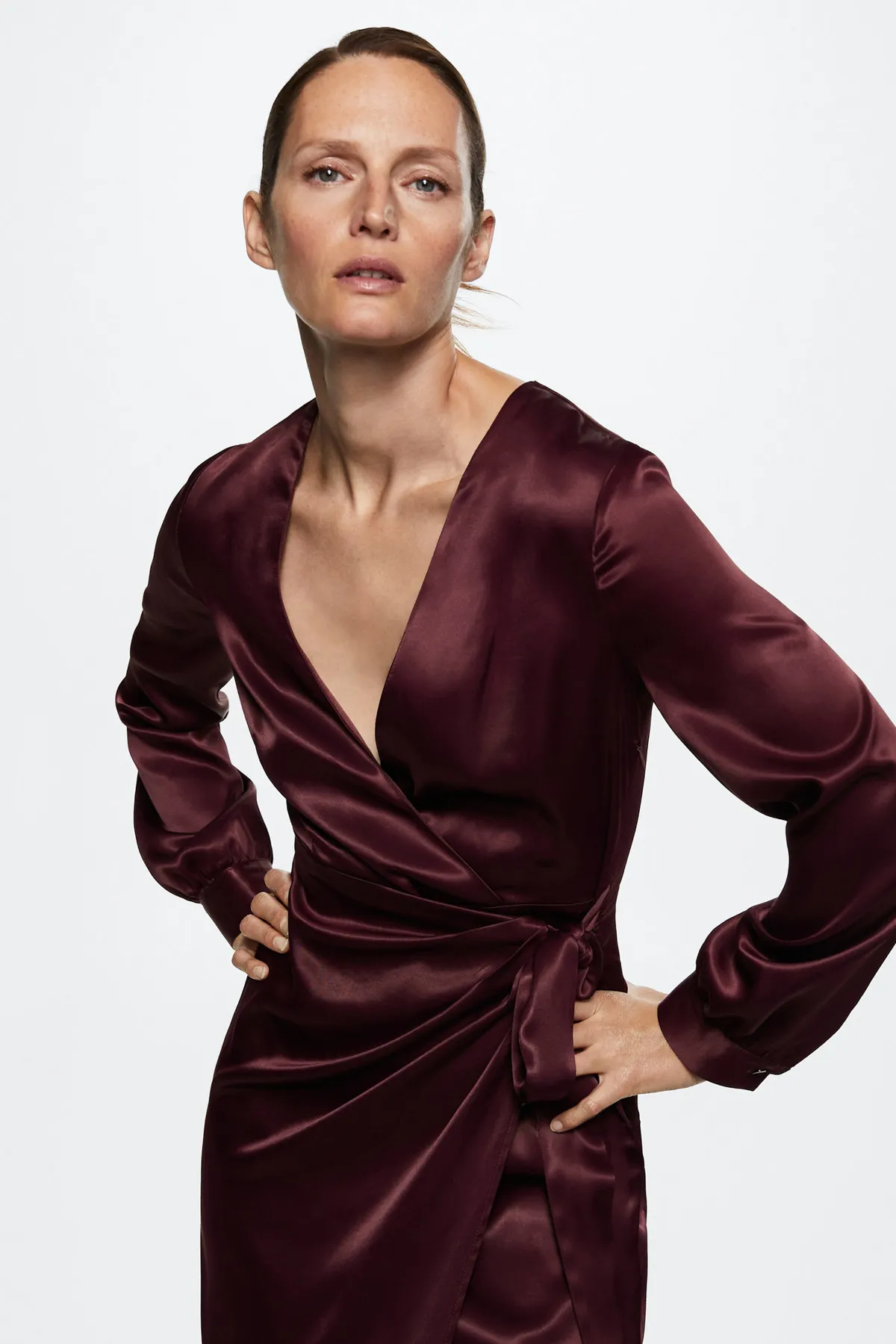 MANGO  37007769 Kleider und Overalls Burgund