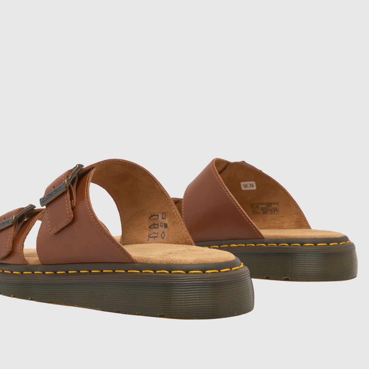 Dr Martens – Josef – Bruna sandaler