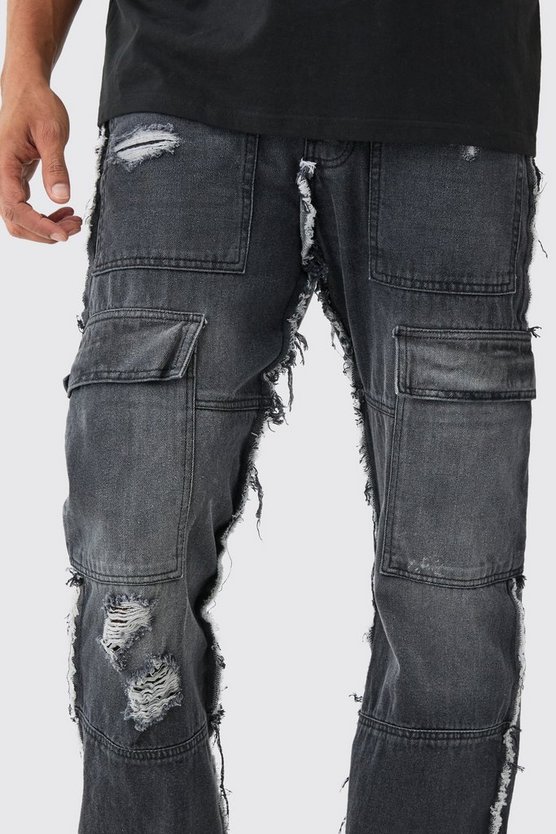 Lockere Cargo-Schlagjeans mit ausgefranstem Saum