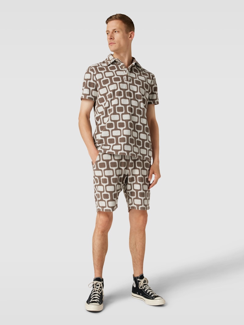 Shorts aus Frottee in mittelbraun