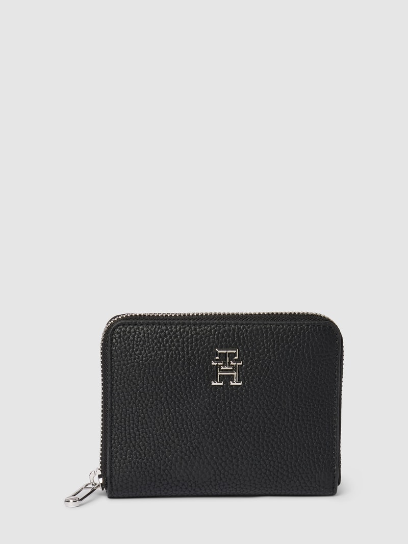 Portemonnaie mit Label-Applikation Modell 'EMBLEM' in schwarz