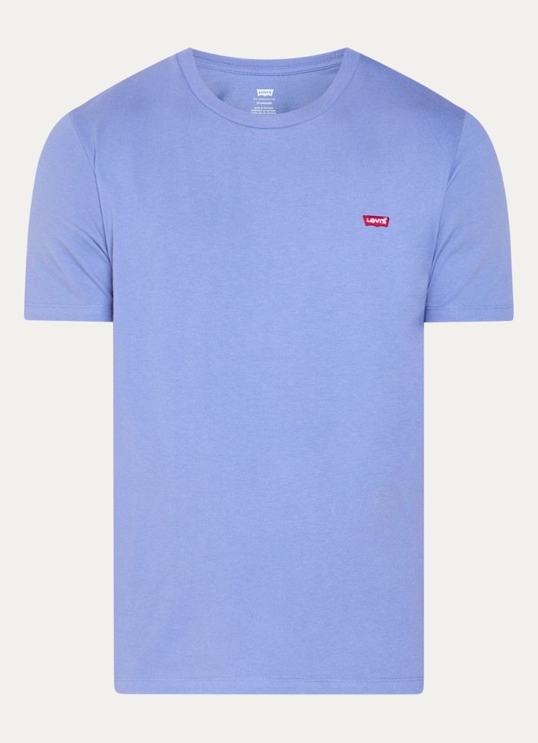 Camiseta Levi's com bordado do logotipo
