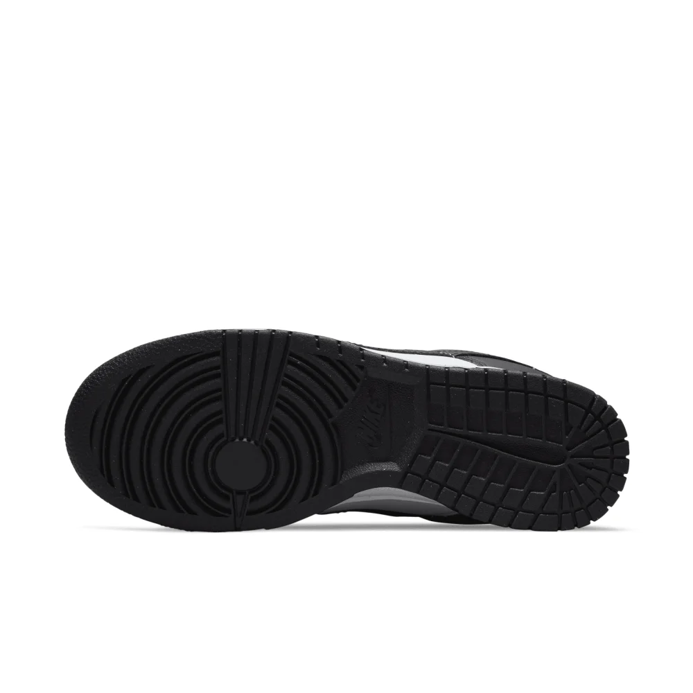 Nike Dunk Low Next Nature DD1873-102 / schwarz