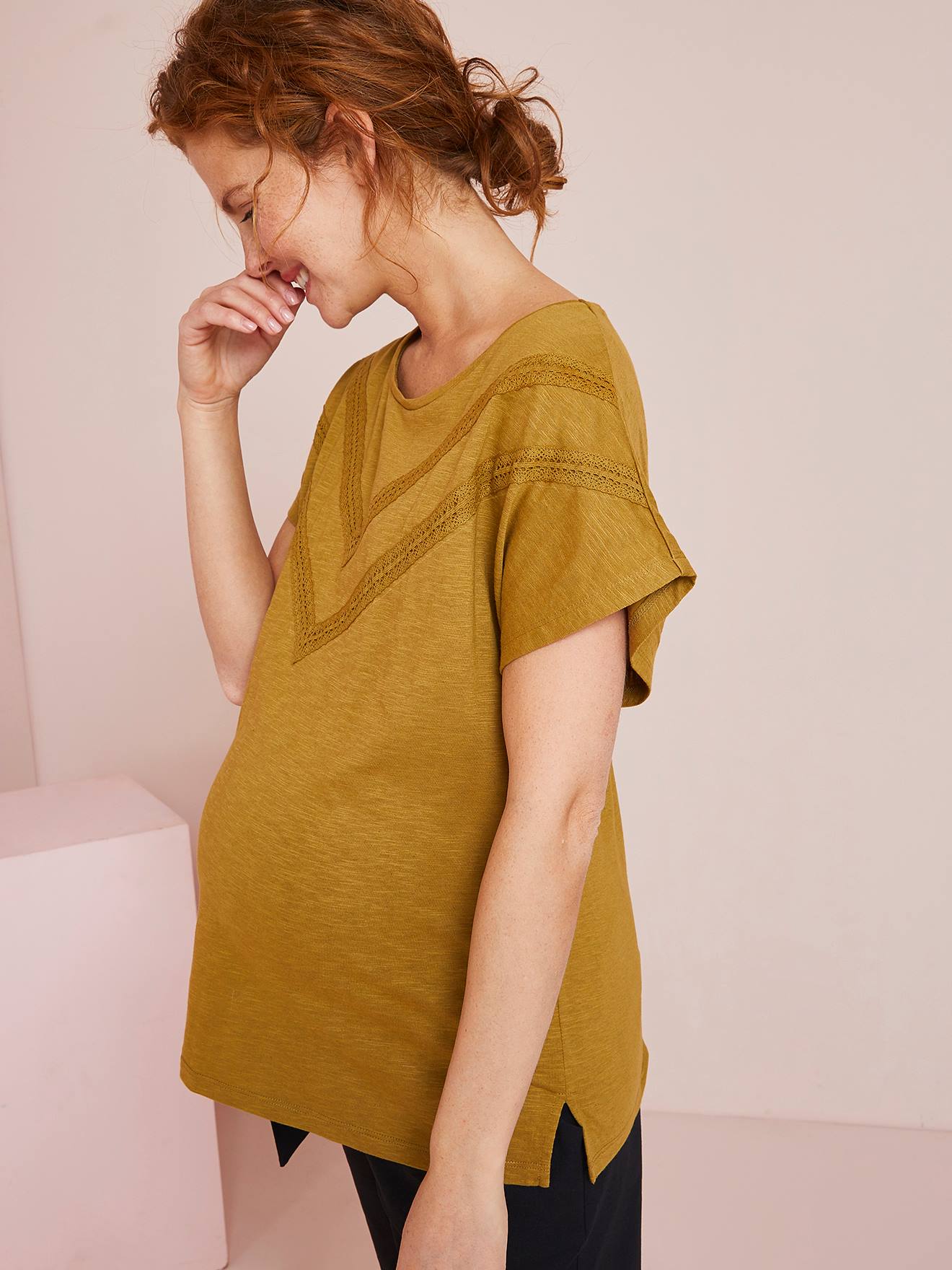 T-shirt de grossesse avec détails en macramé bronze
