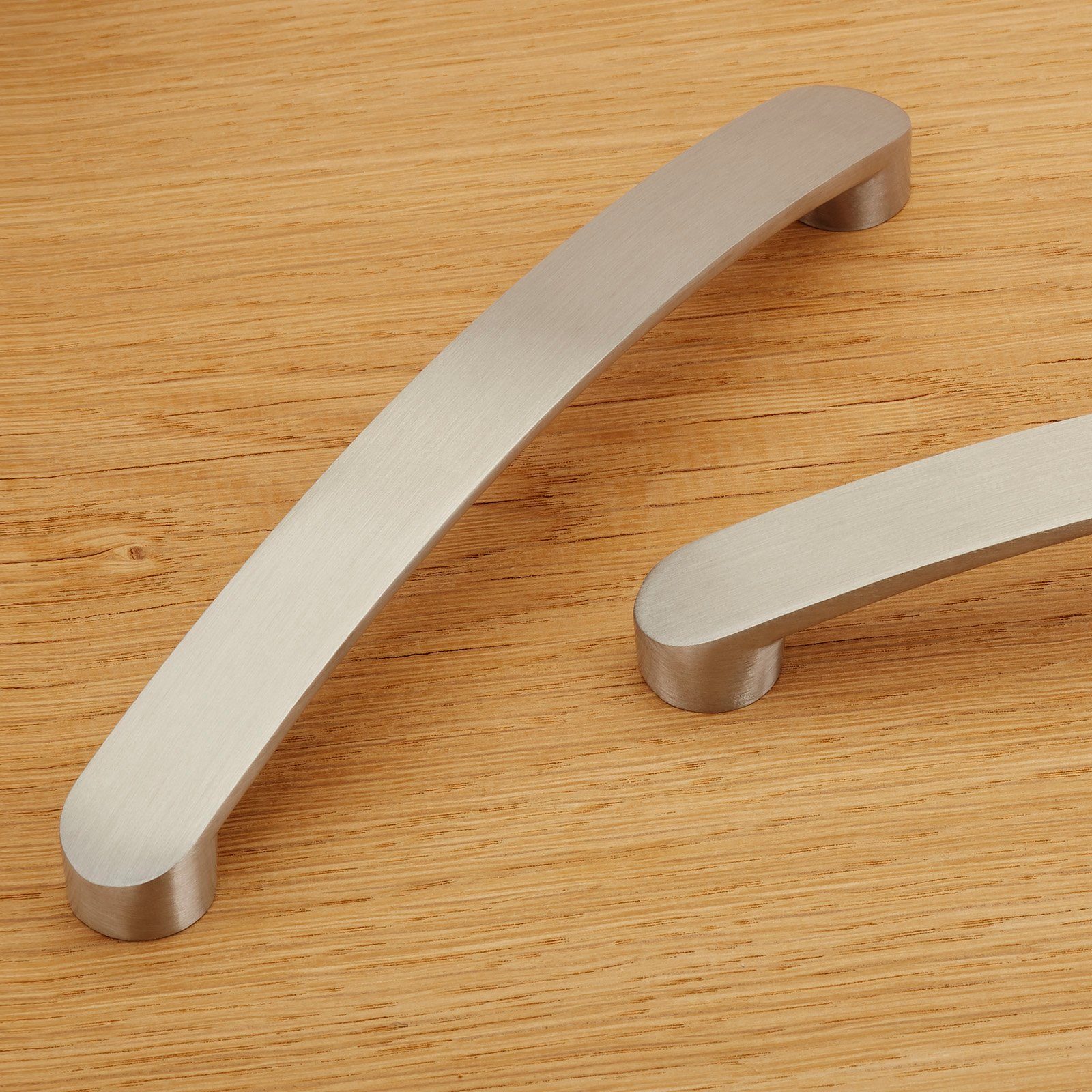 SO-TECH® Möbelgriff SW111 BA 160 mm verschiedene Oberflächen - incl. Schrauben