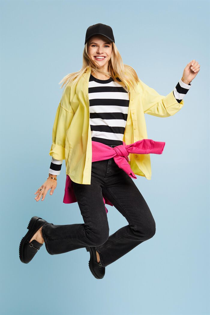 Bootcut-Jeans mit besonders hohem Bund