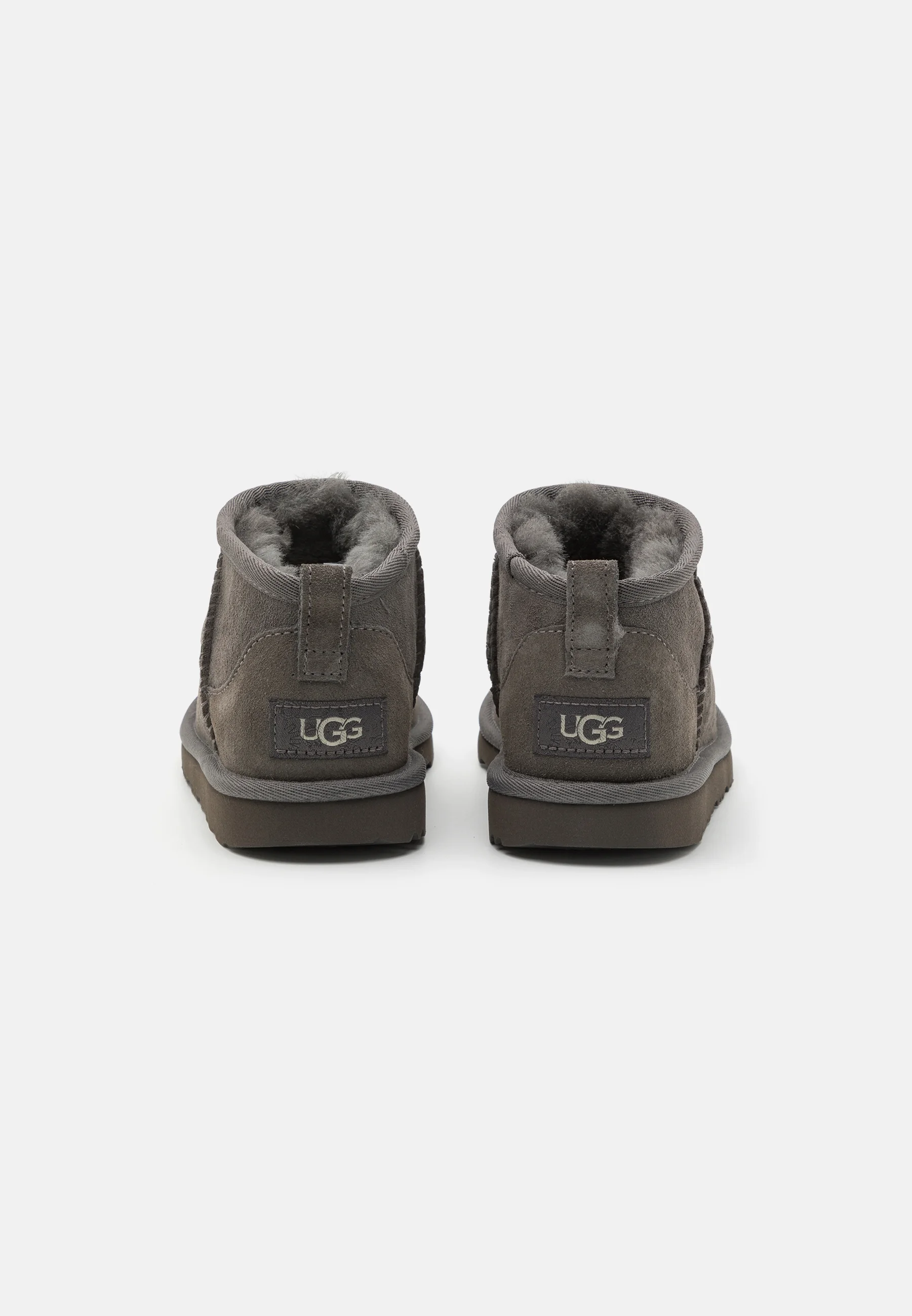 UGG CLASSIC ULTRA MINI UNISEX - Botines