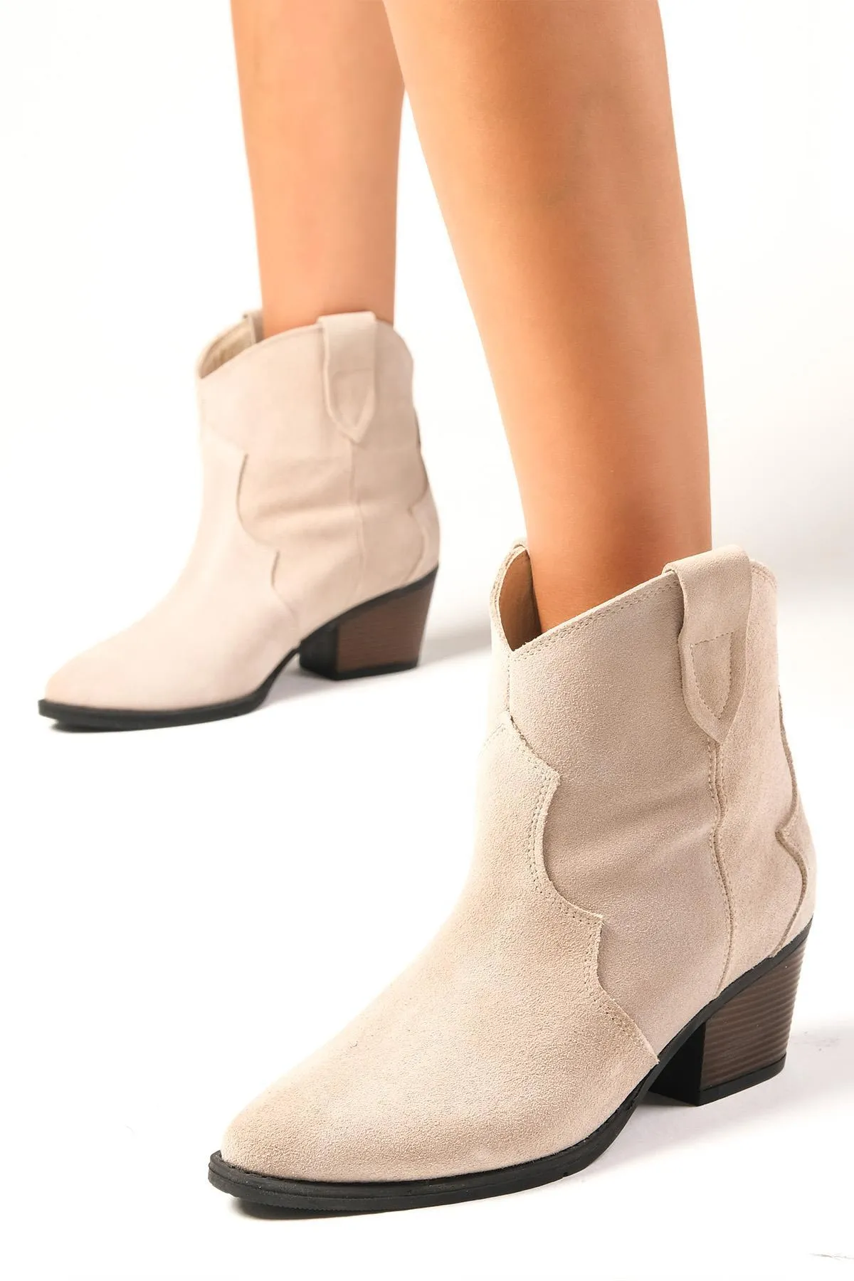 Mio Gusto  Echtes Wildleder Beige Farbe Damen Cowboy Stiefel