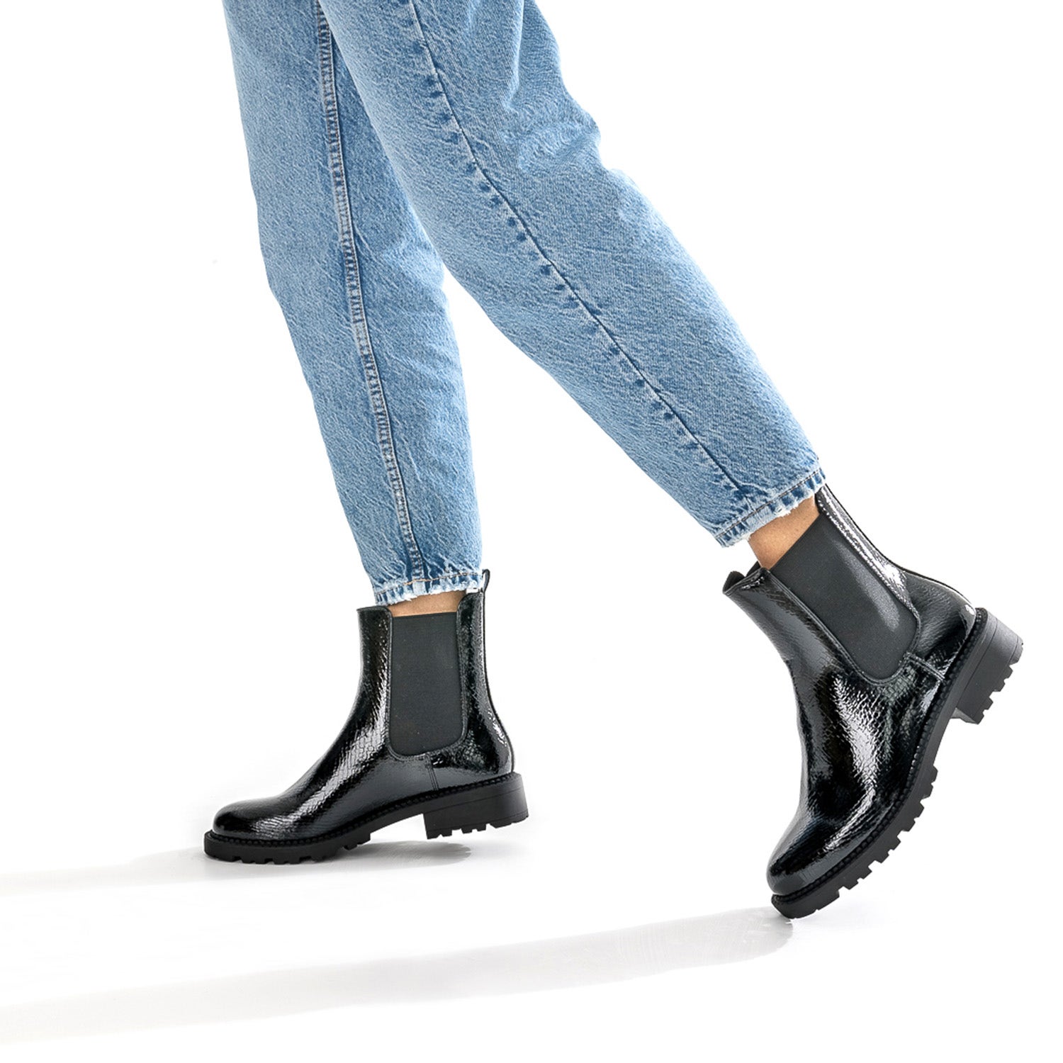 Chelsea boots TEXTO noir verni embossé effet python