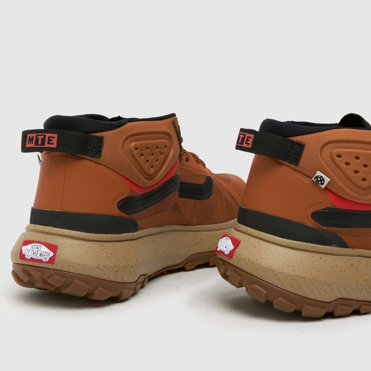 Vans MTE CrossPath Mid cipők multiszínűek