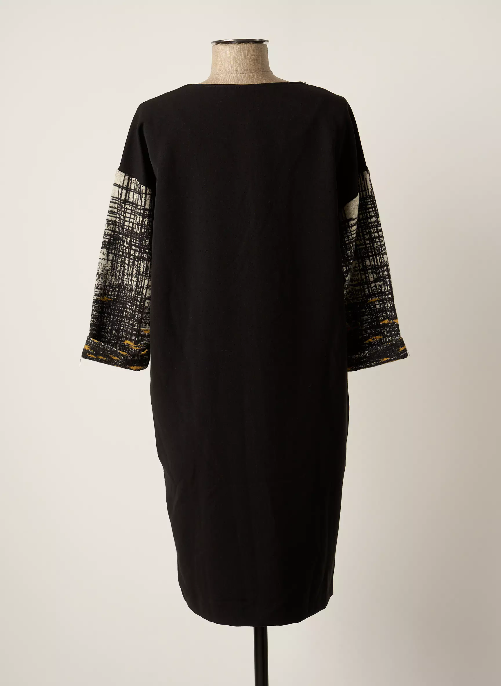 Mc Planet Robes Mi Longues Femme couleur noir