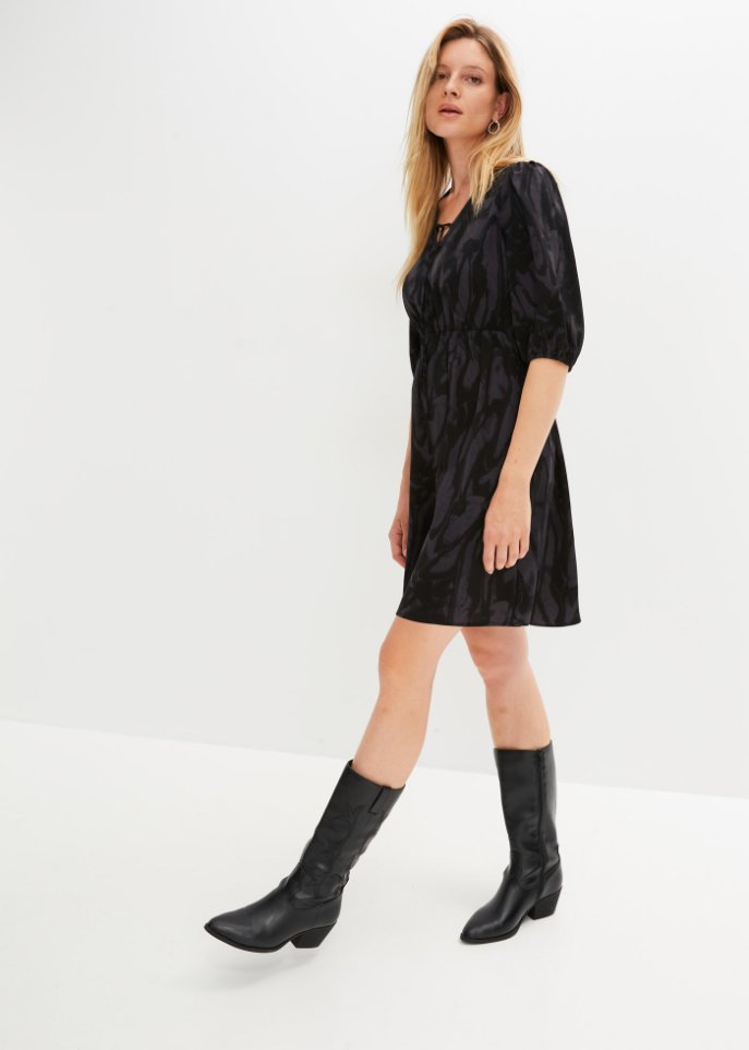 gemustertes Kleid