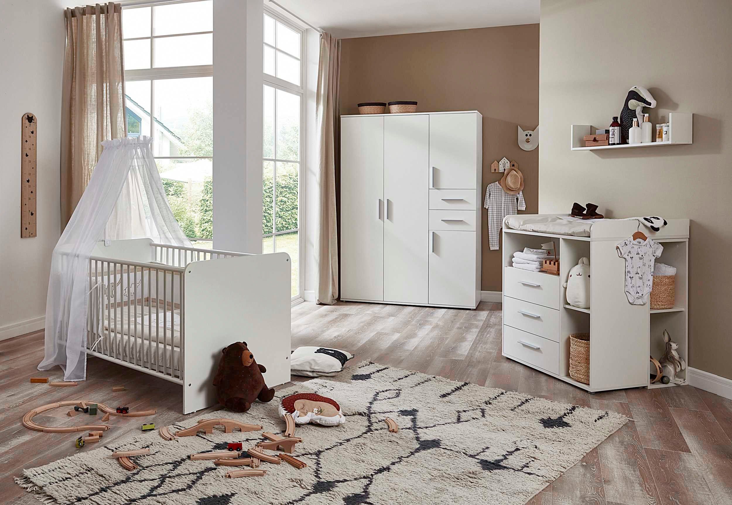 BMG Möbel Babyzimmer-Komplettset Lea, (Set, 6-St., Bett, Wickelkommode, Unterbauregal, Schrank, Wandboard), Bett + Wickelkommode + 2x Unterbauregal + 4-trg. Schrank + Wandboard