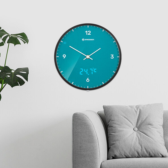 Wanduhr MyTime LEDsec, hellblau