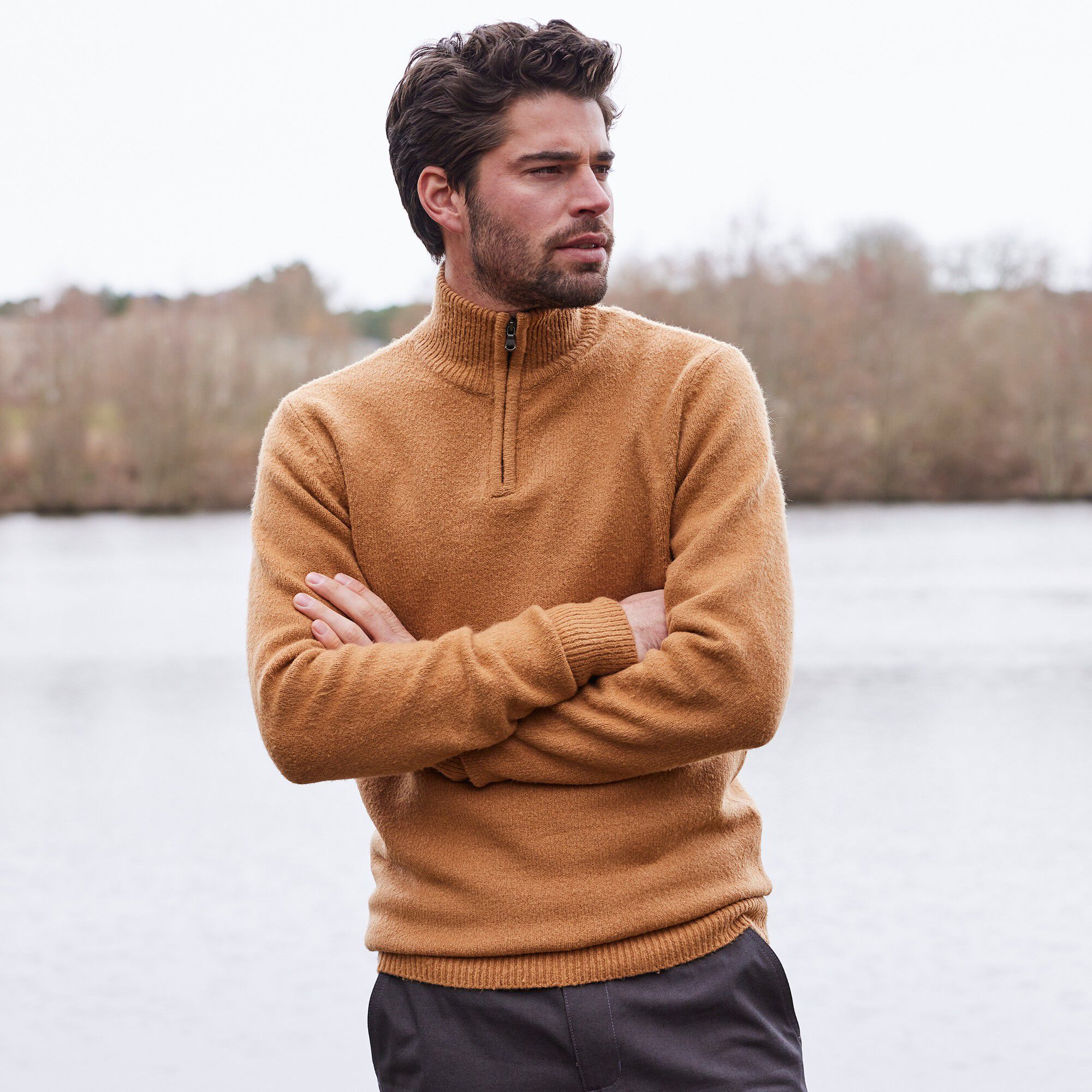 Pull col montant zippé en jersey avec polyester recyclé(1)