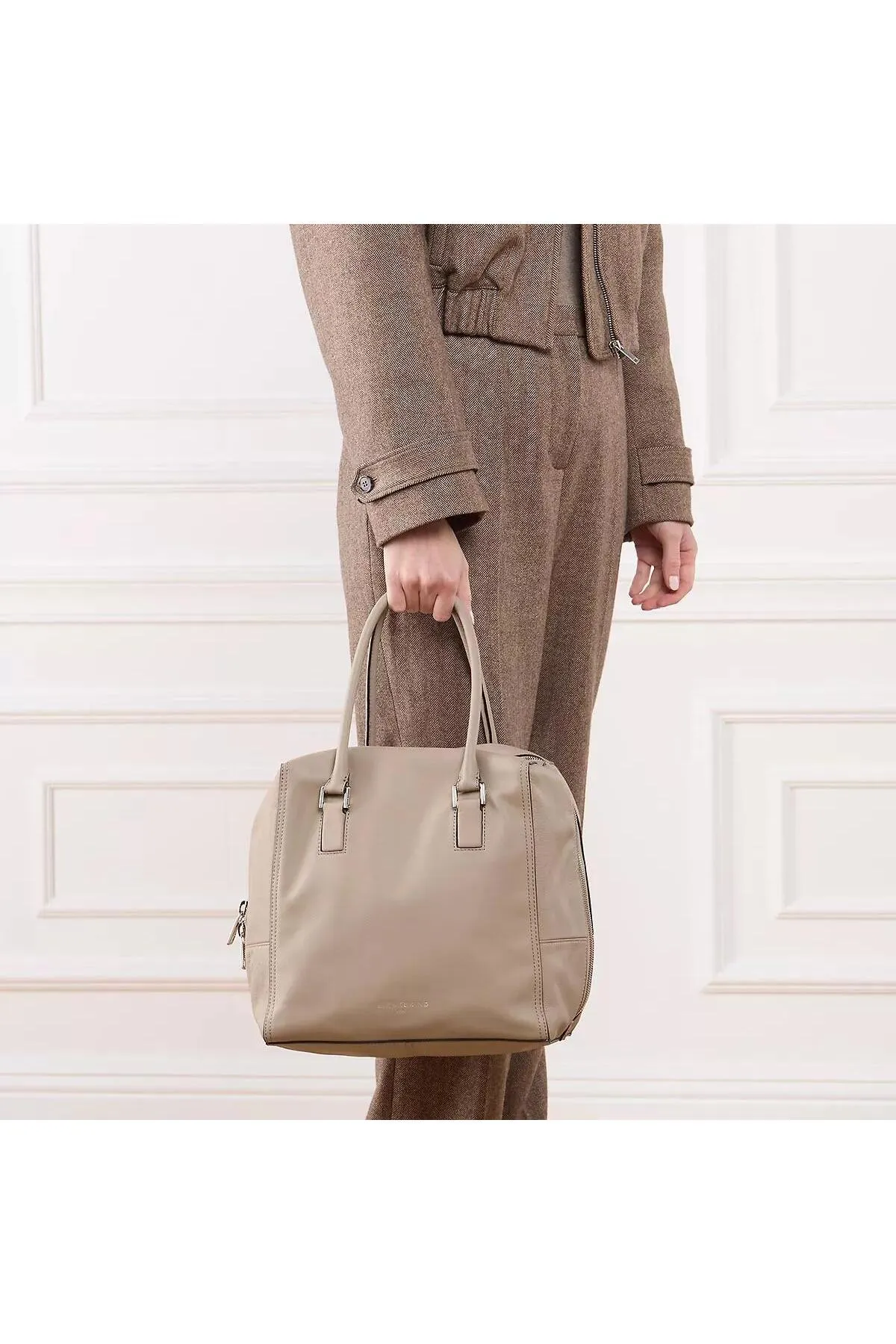 Liebeskind Berlin  Satchel M Kayla Yak Stone