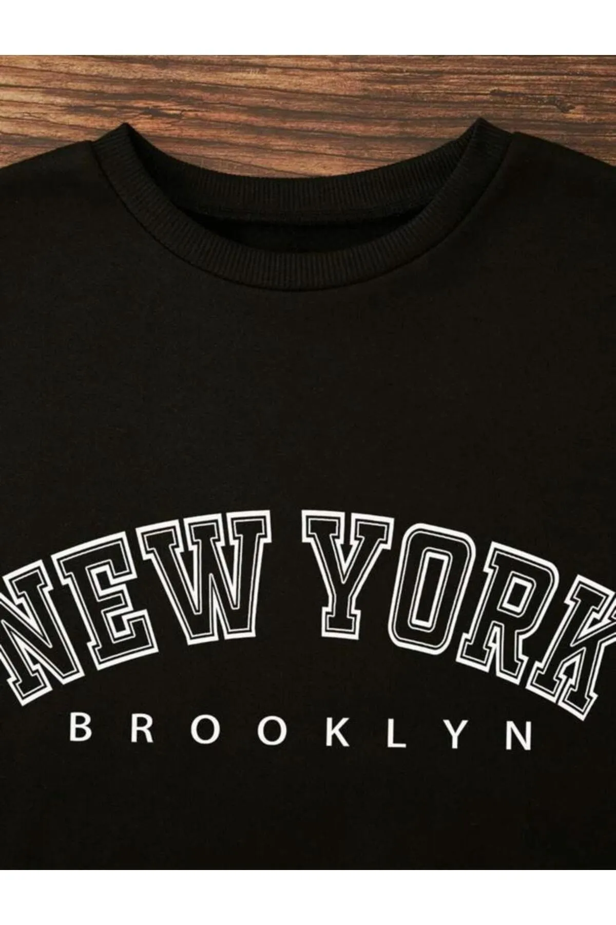 MOONBULL  Schwarzes Unisex-Sweatshirt mit New York-Brooklyn-Aufdruck