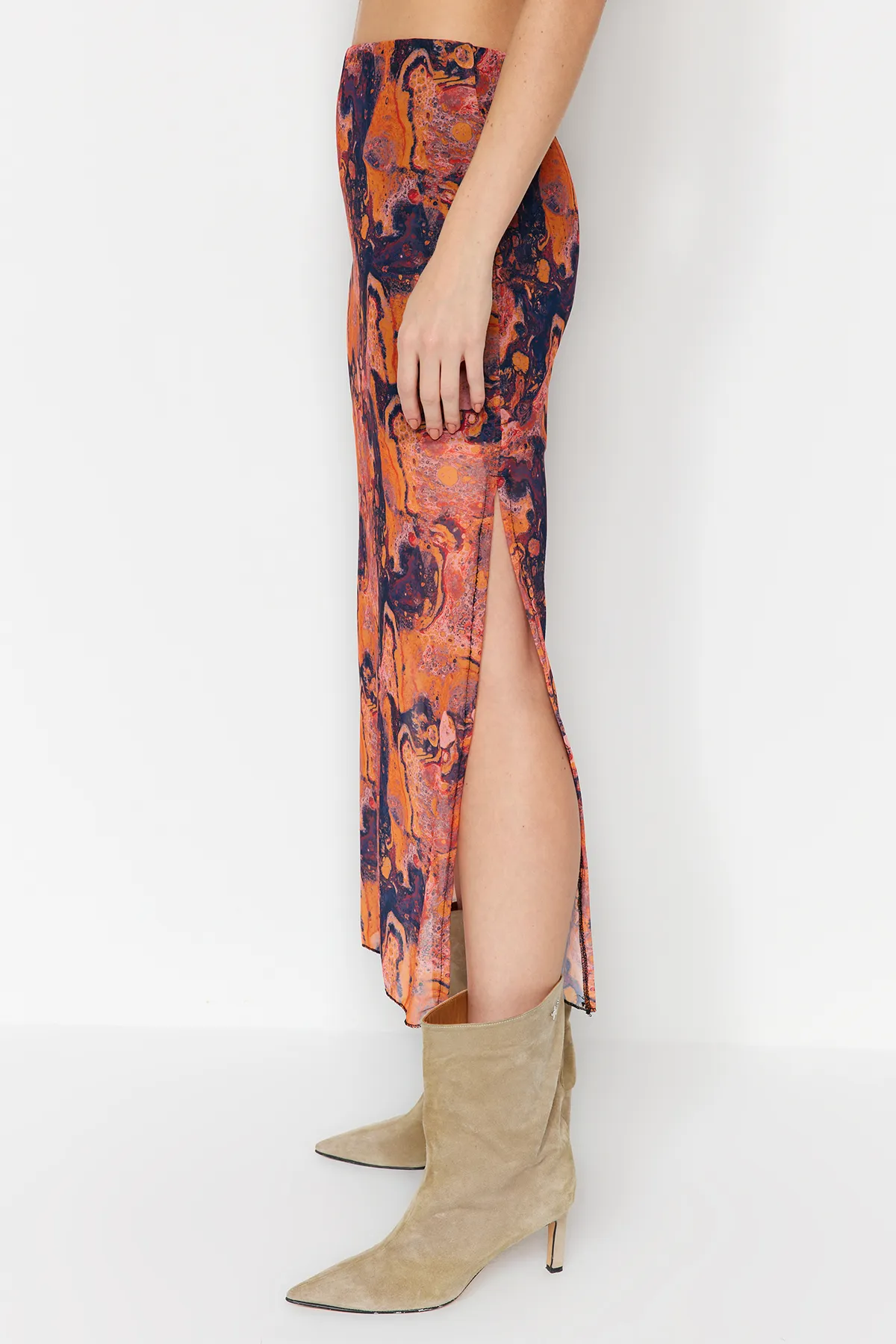 Trendyol Collection  Orange gemusterter Maxi-Tüllrock mit Spitzendetail und Stretch-Strick TWOSS23ET00369