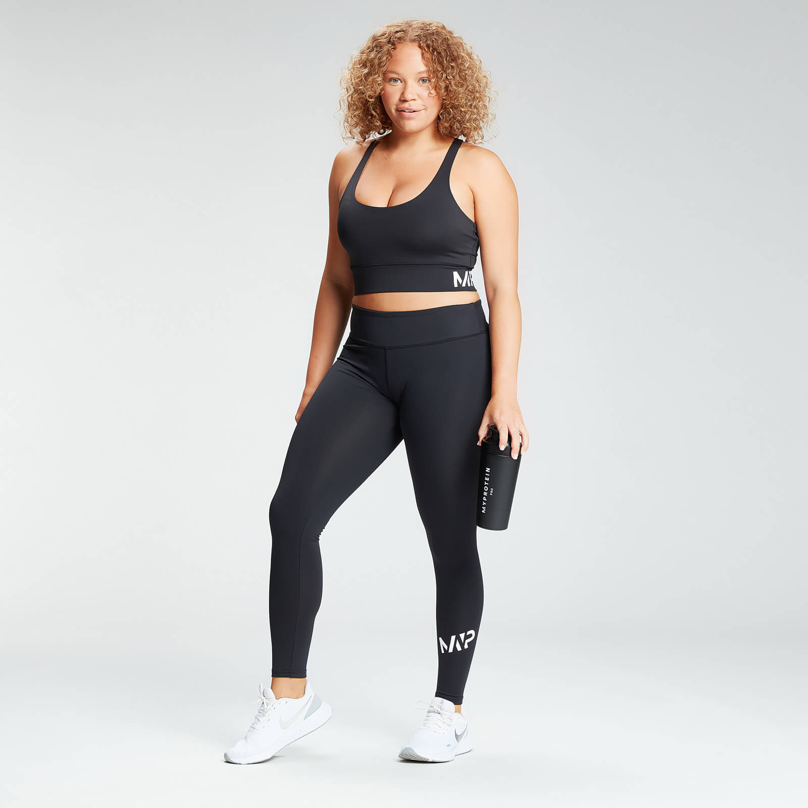 Brassière de sport Essentials Training - Noir