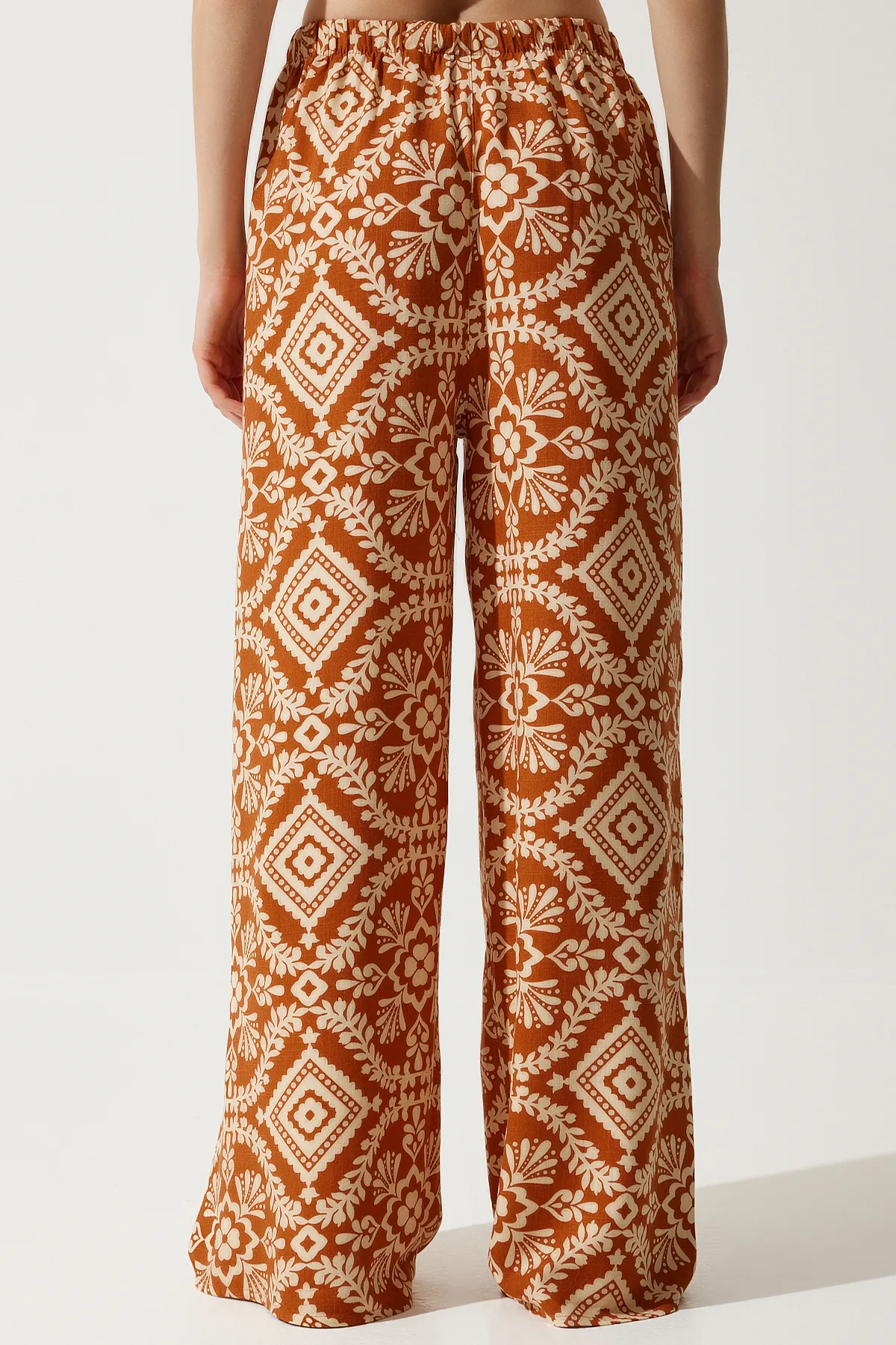 Happiness İstanbul  Ziegelbeige gemusterte Palazzo-Hose aus Rohleinen für Damen BH00397