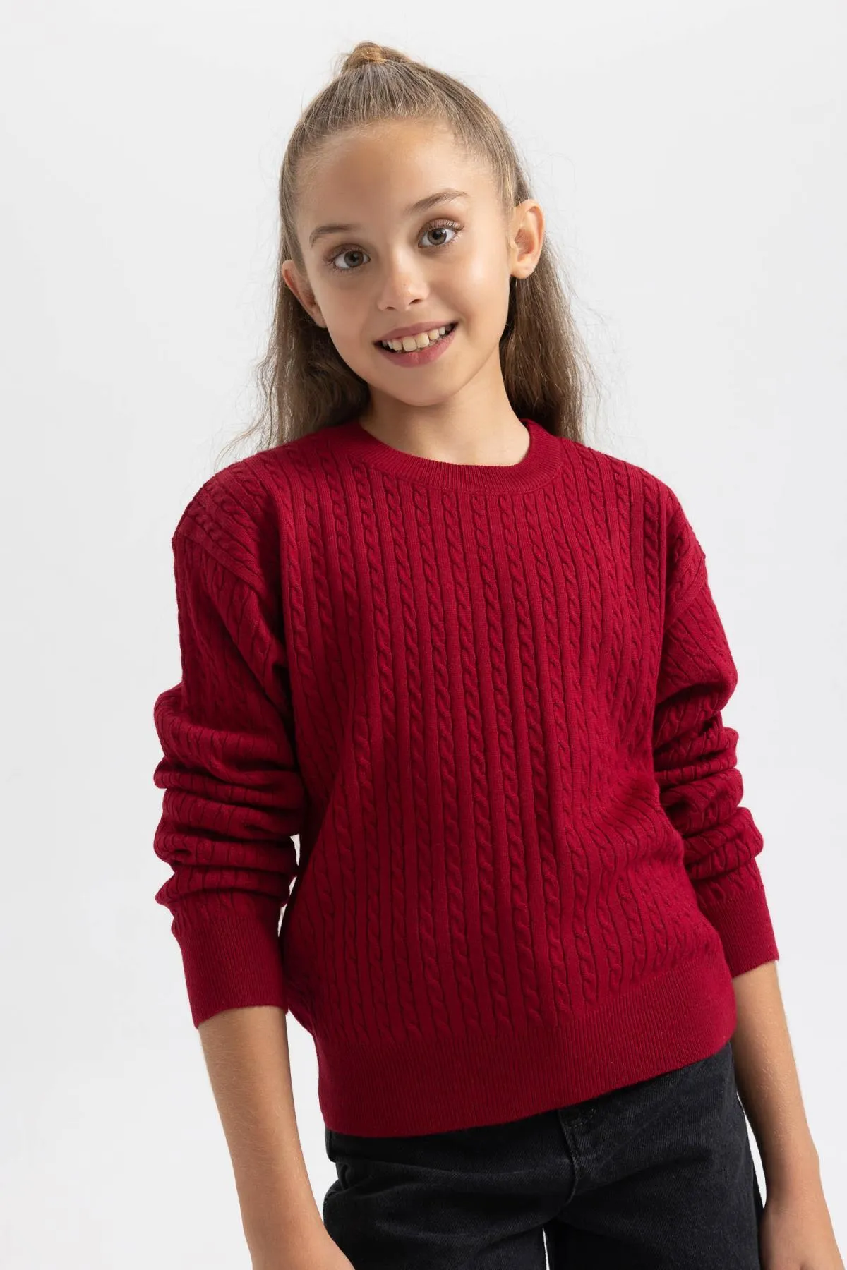 DeFacto  Mädchenpullover mit Rundhalsausschnitt B1701a823wn