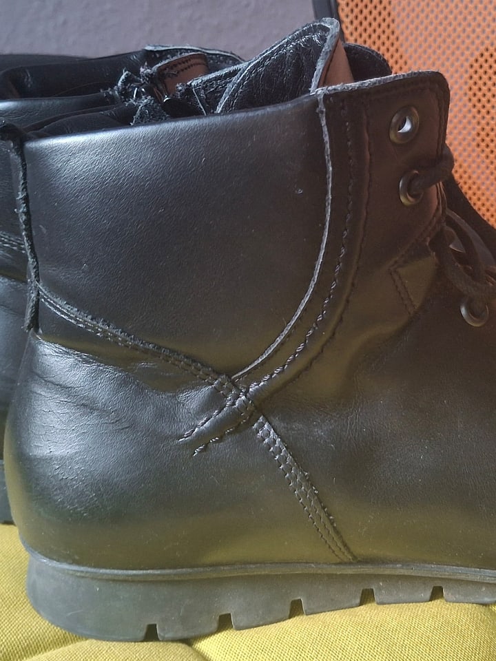 Think! Leder-Stiefeletten 