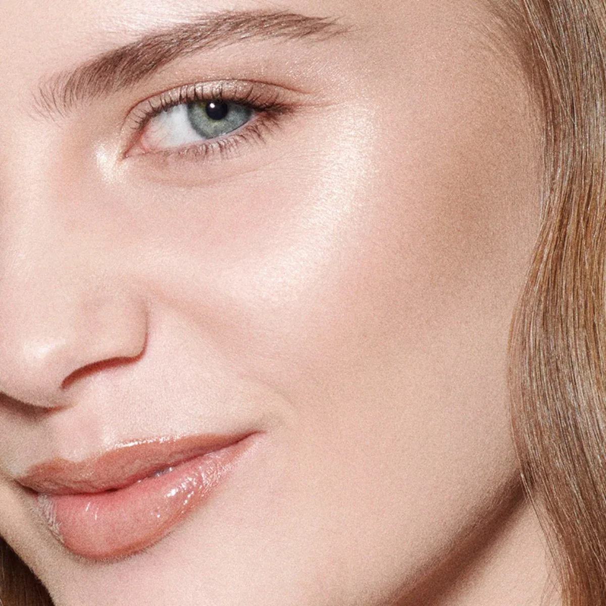 Iluminadores y iluminadores para el rostro SOLID LIGHT
