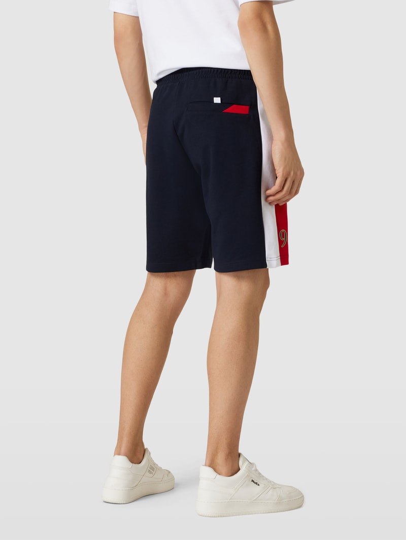 Shorts mit Motiv-Print in marineblau