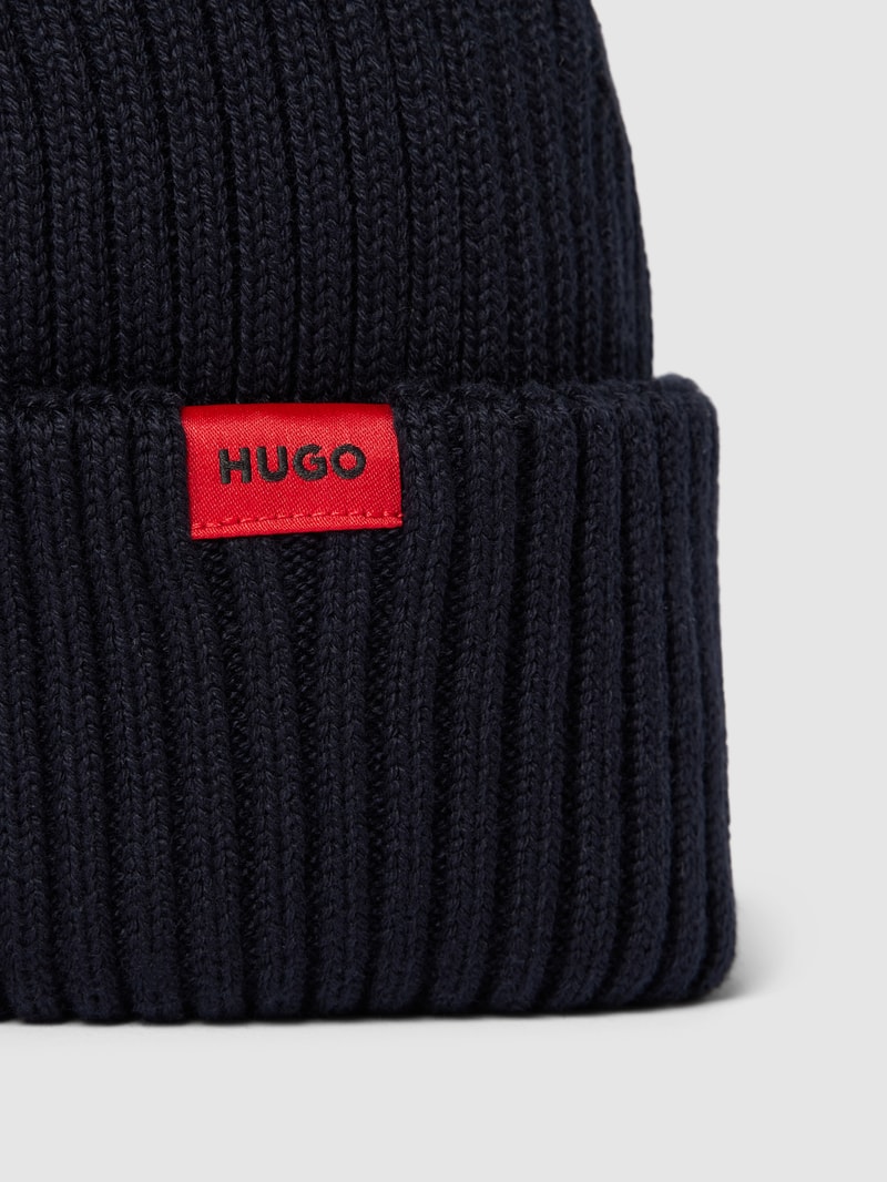 Beanie in Strick-Optik Modell 'Xishon' in marineblau