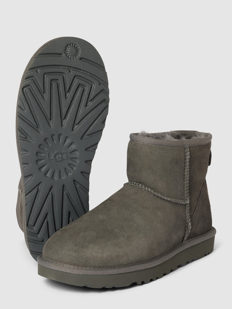Stiefel mit Label-Details in mittelgrau