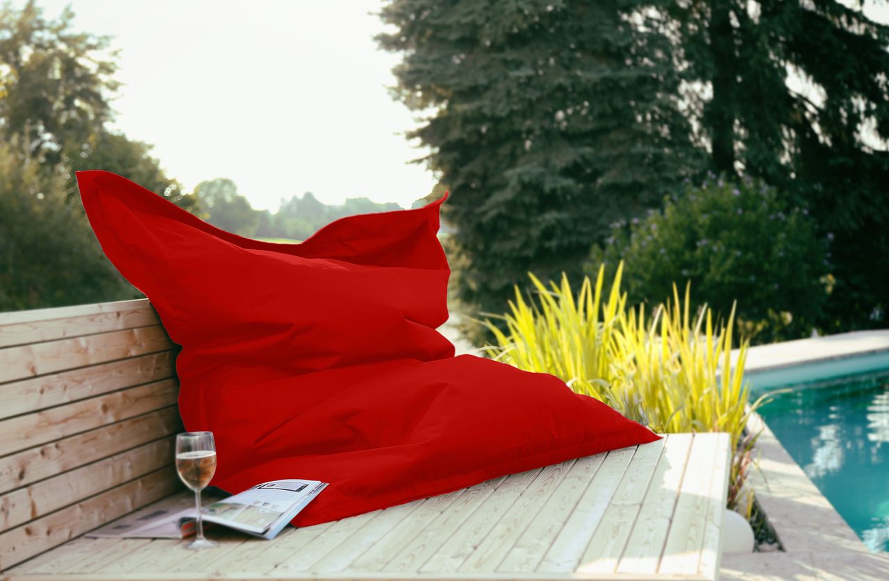 Kinzler Outdoorfähiger Riesensitzsack ca. 140 x 180 cm, Farbe rot