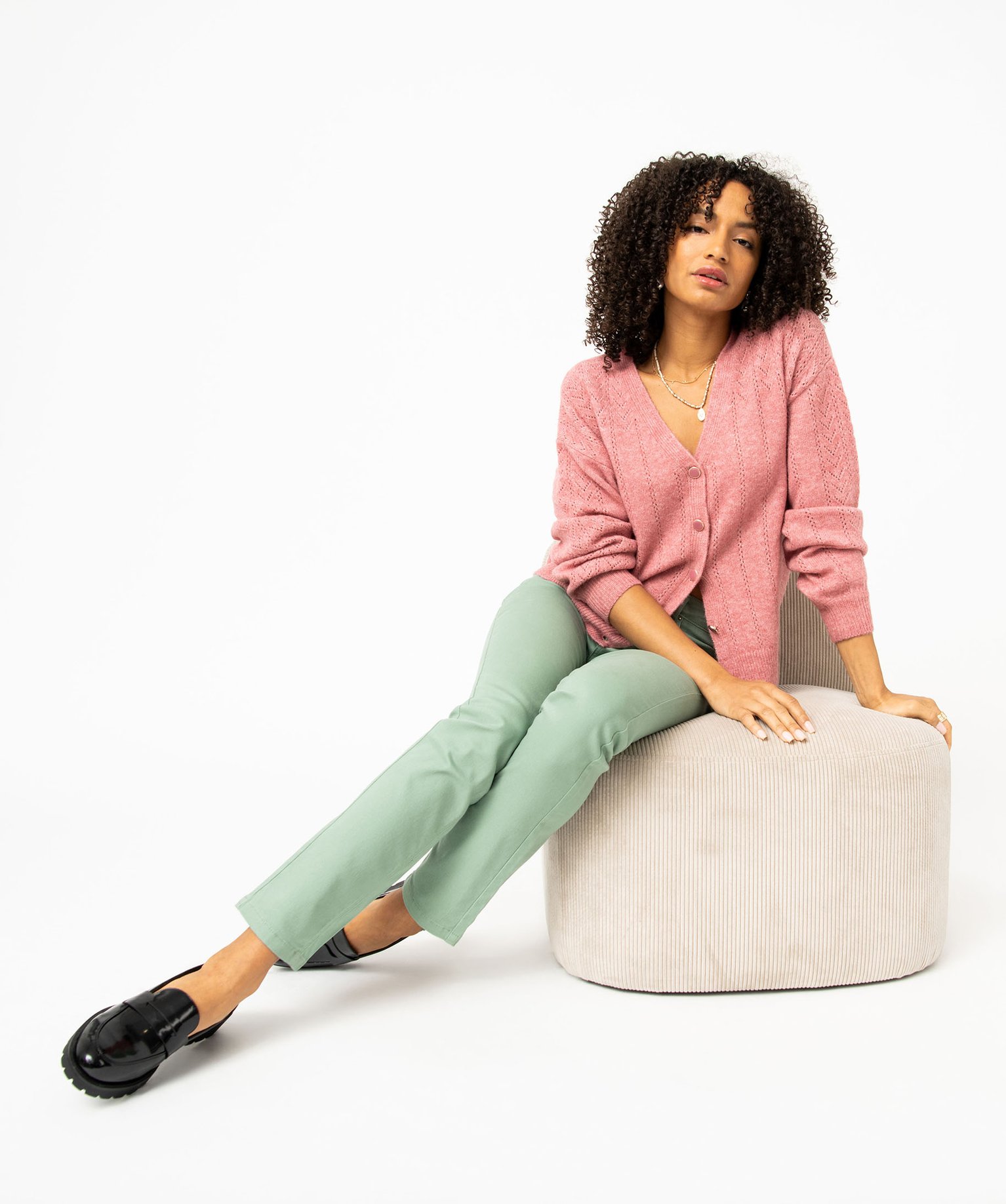 Gilet coupe droite en maille douillette ajourée femme rose | GEMO
