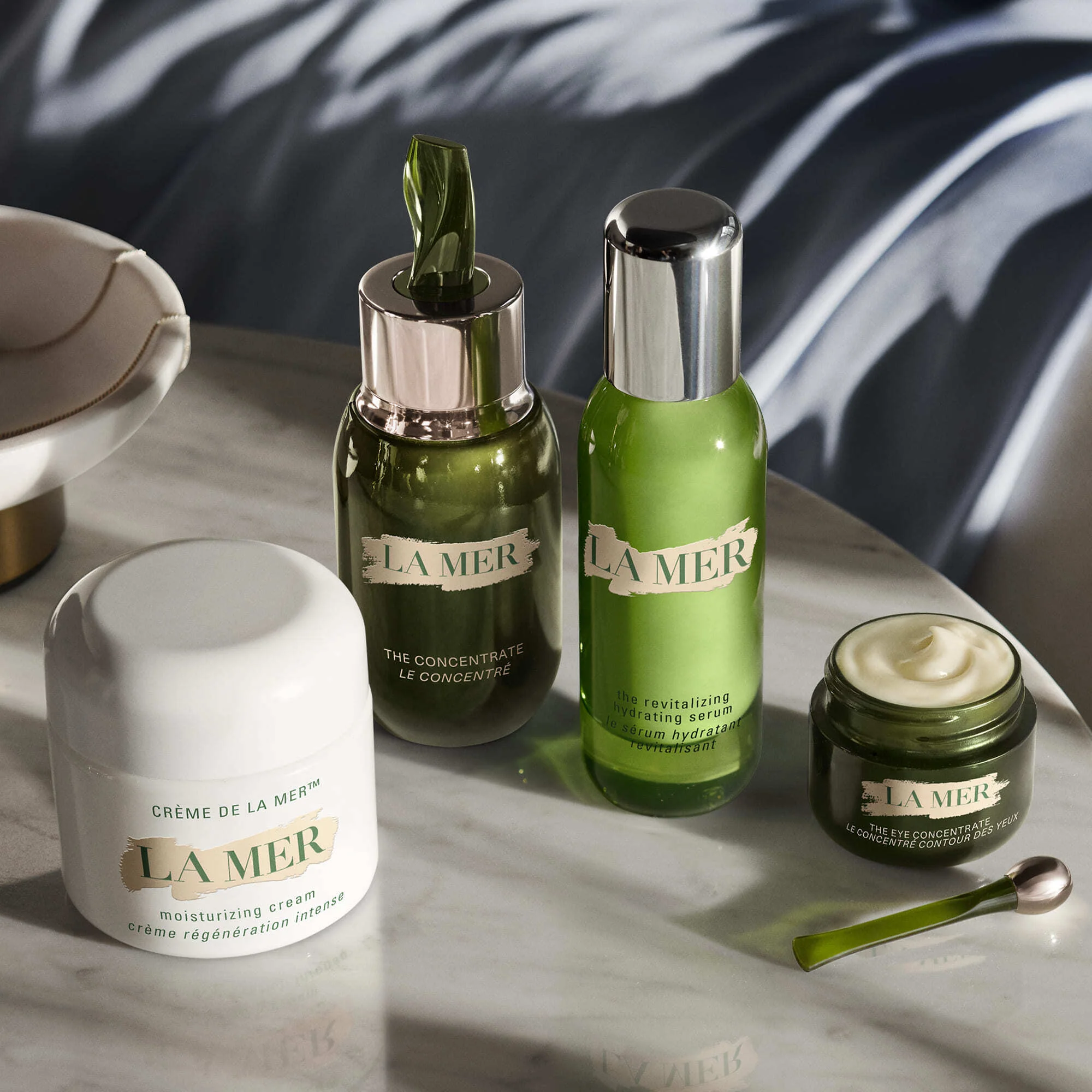 Tratamiento transformador: El sérum hidratante revitalizante - Sérum facial First Signs, sérum facial hidratante, tratamiento regenerador.