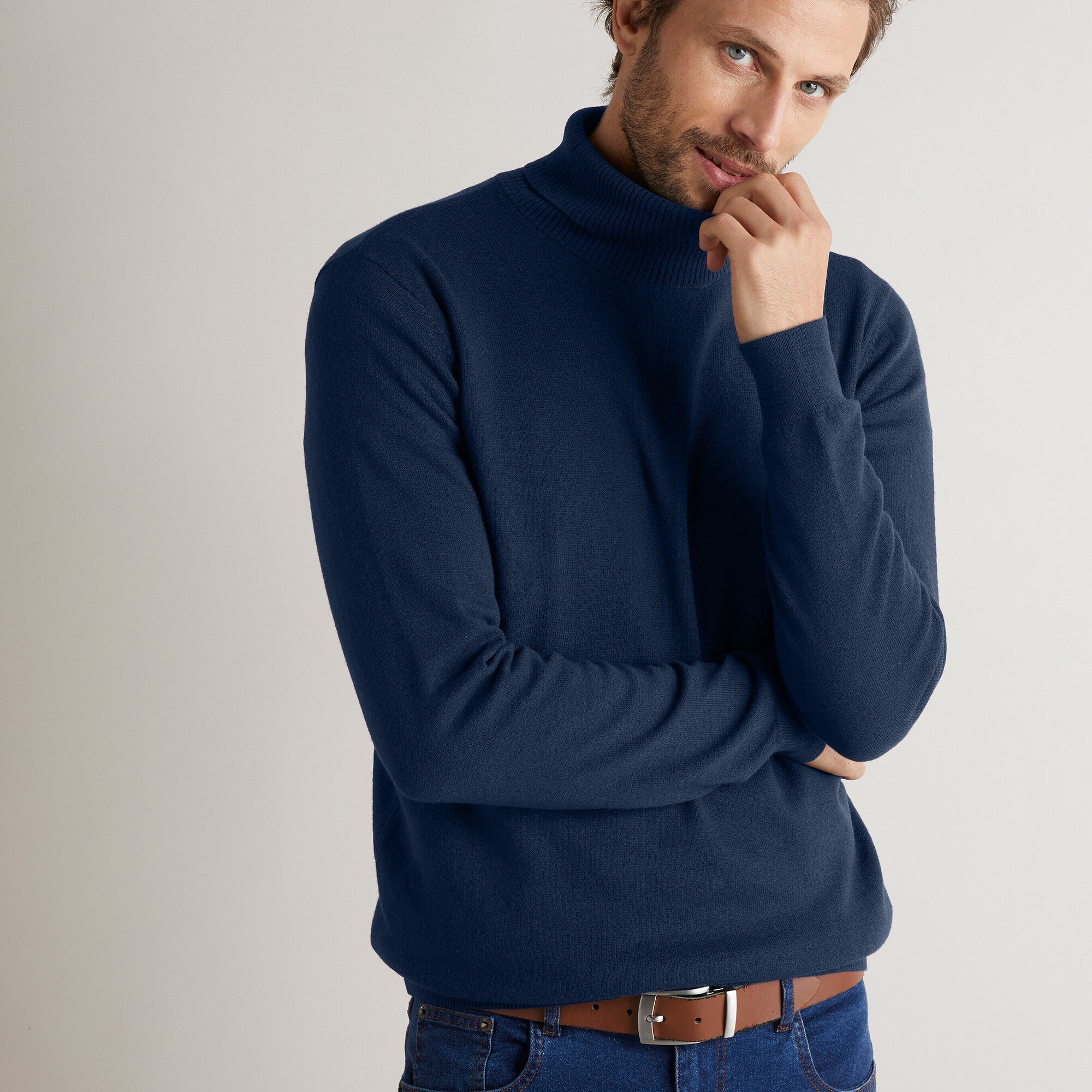 Pull col roulé en laine mélangée