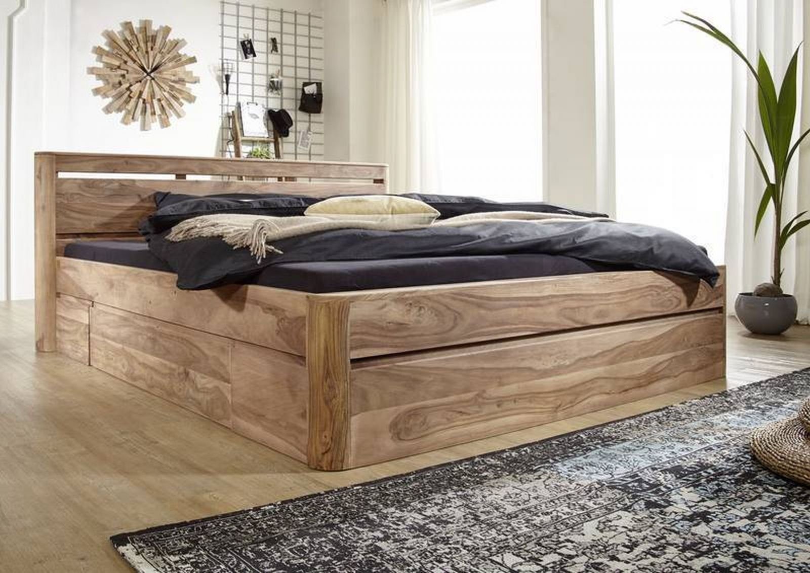 Massivmoebel24 Massivholzbett Bett Sheesham 180x200x90 smoked cherry gebeizt TORONTO #153